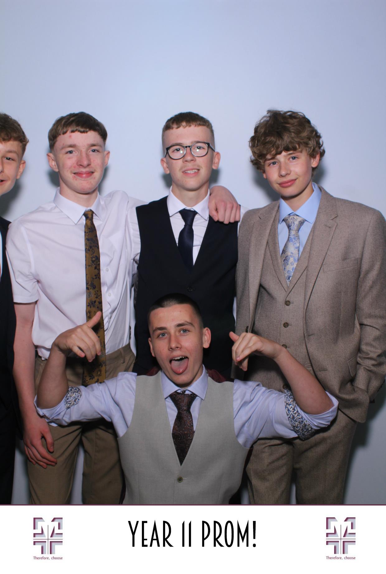 Year 11 Prom | View more photos from the event at gallery.boothtube.co.uk/u/BoothtubeLtd/Year-11-Prom