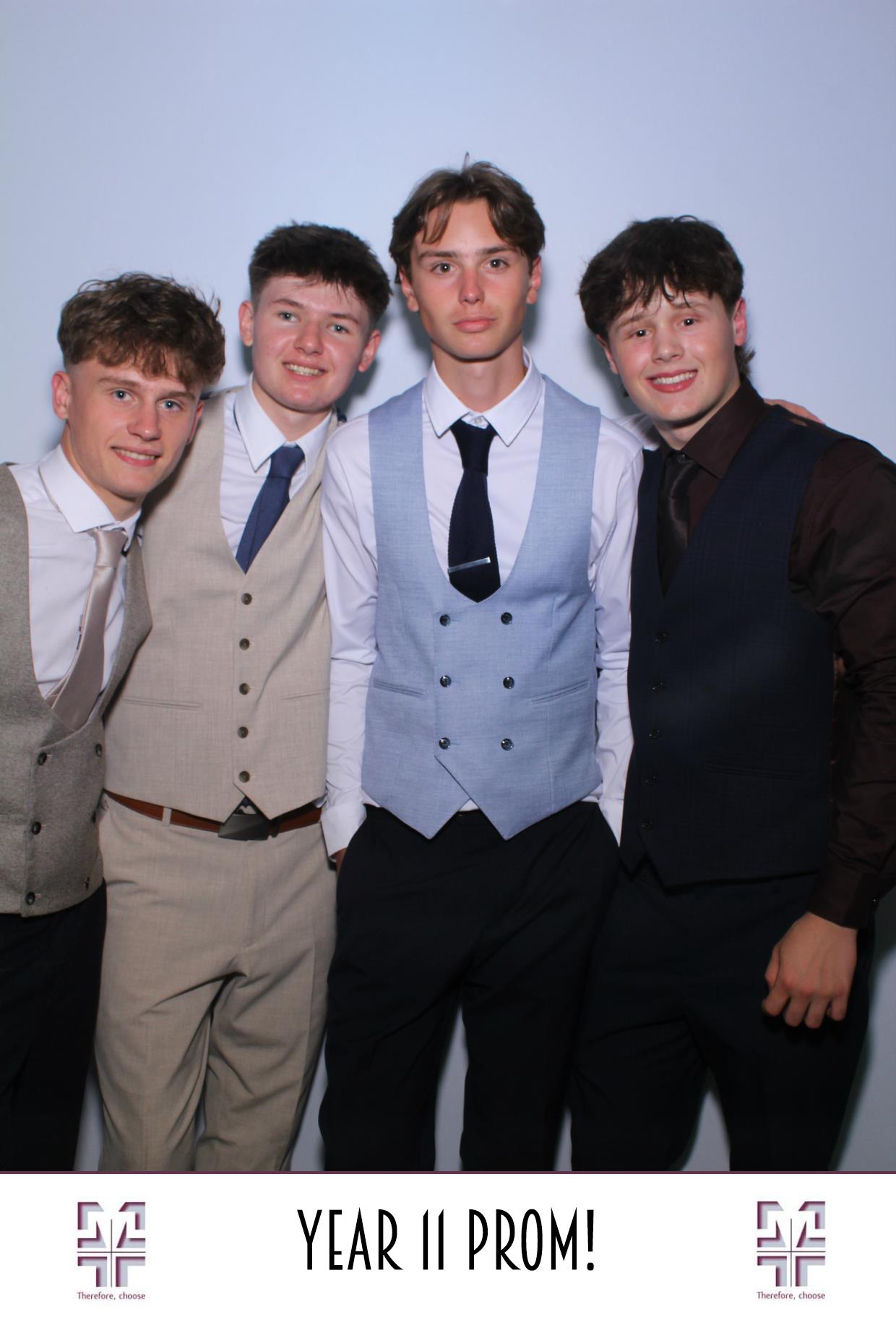 Year 11 Prom | View more photos from the event at gallery.boothtube.co.uk/u/BoothtubeLtd/Year-11-Prom