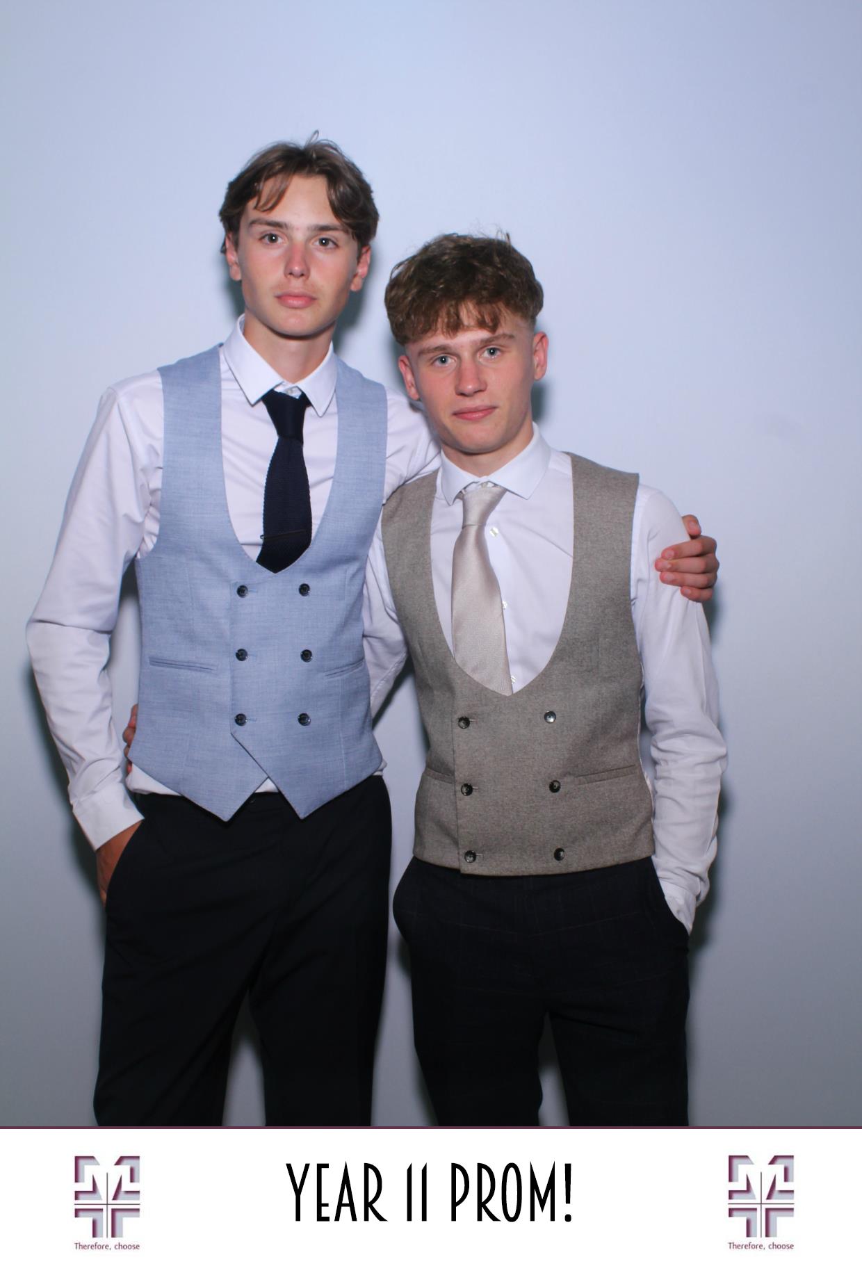 Year 11 Prom | View more photos from the event at gallery.boothtube.co.uk/u/BoothtubeLtd/Year-11-Prom