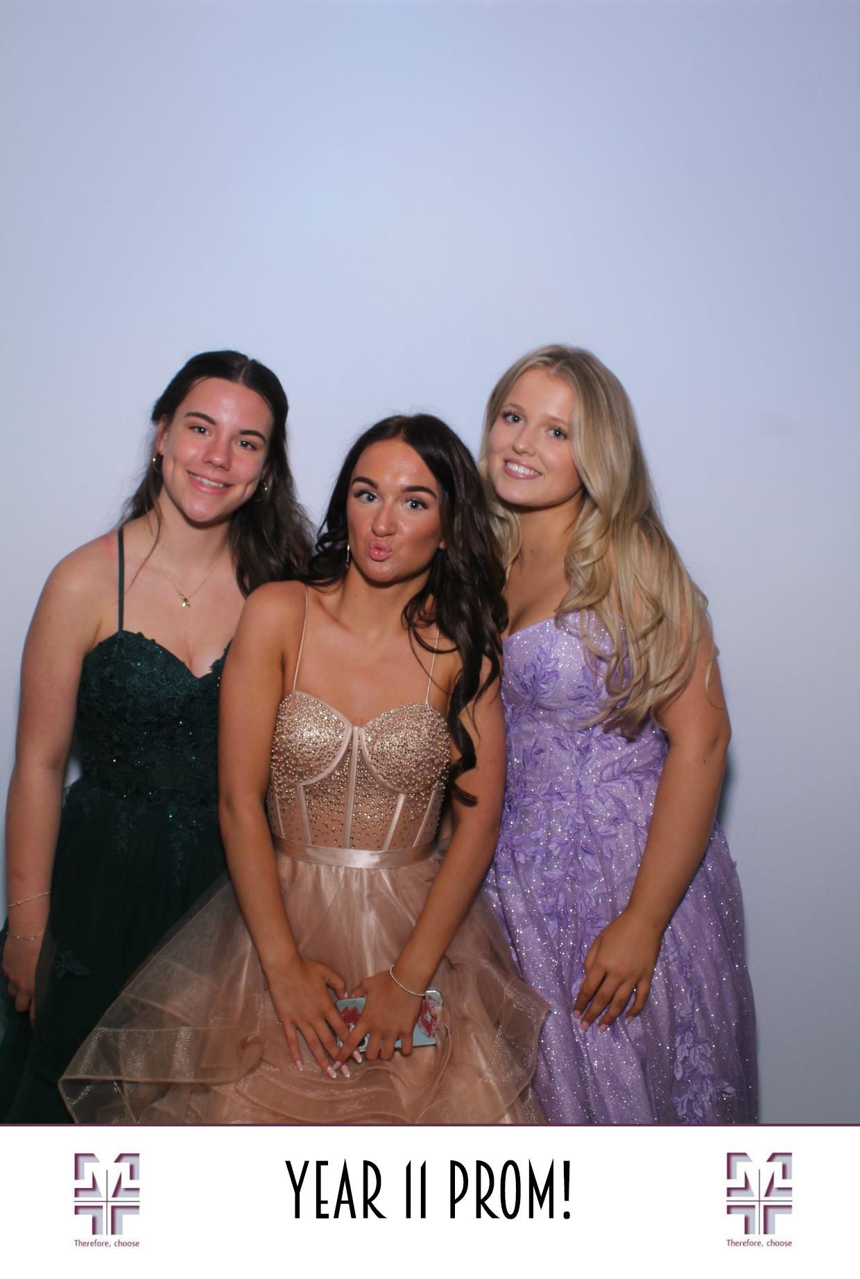 Year 11 Prom | View more photos from the event at gallery.boothtube.co.uk/u/BoothtubeLtd/Year-11-Prom