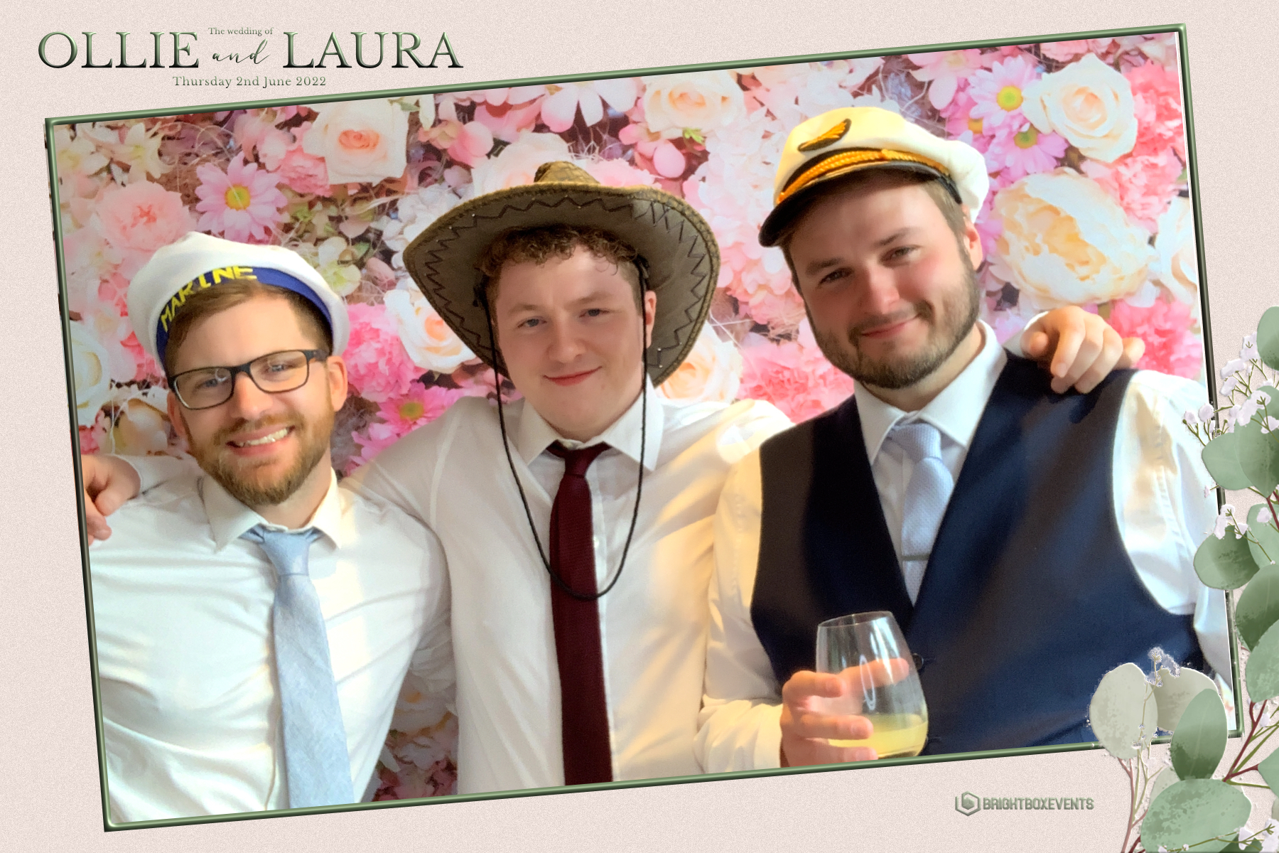 Ollie & Laura | View more photos from the event at gallery.brightboxevents.co.uk/u/BrightBoxEvents/Ollie-Laura