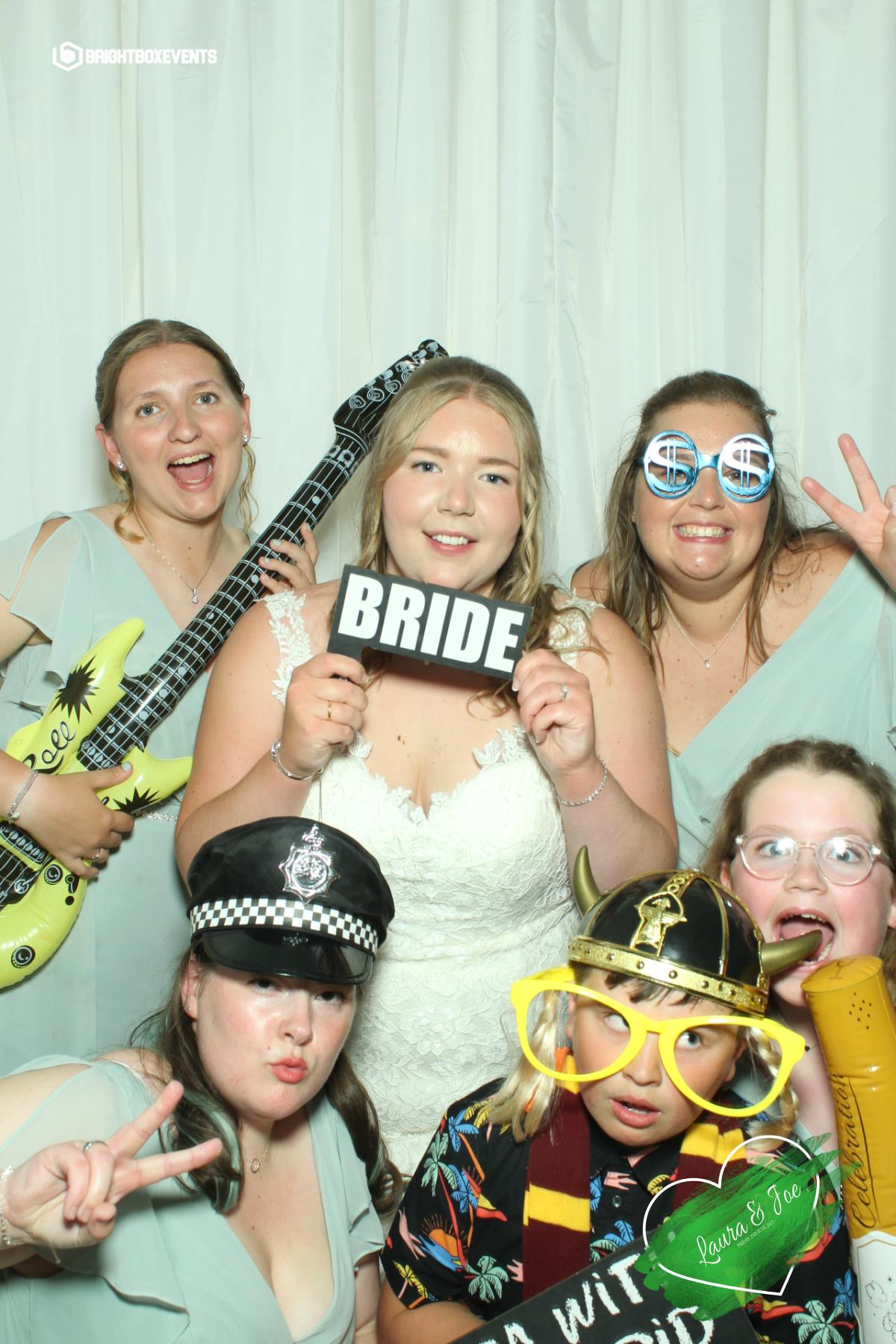 Laura & Joe | View more photos from the event at gallery.brightboxevents.co.uk/u/BrightBoxEvents/Laura-Joe