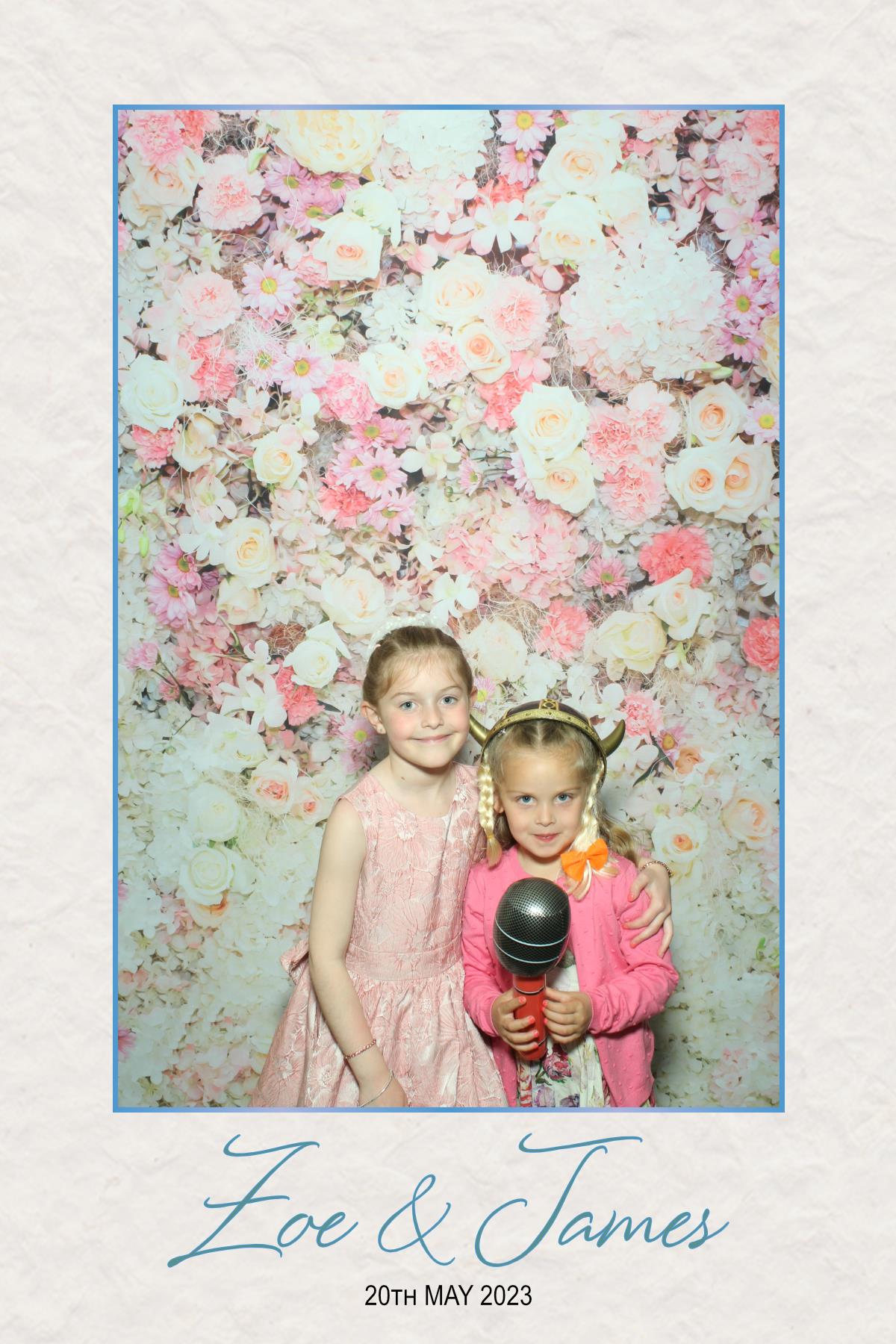 Zoe and James | View more photos from the event at gallery.brightboxevents.co.uk/u/BrightBoxEvents/Zoe-and-James