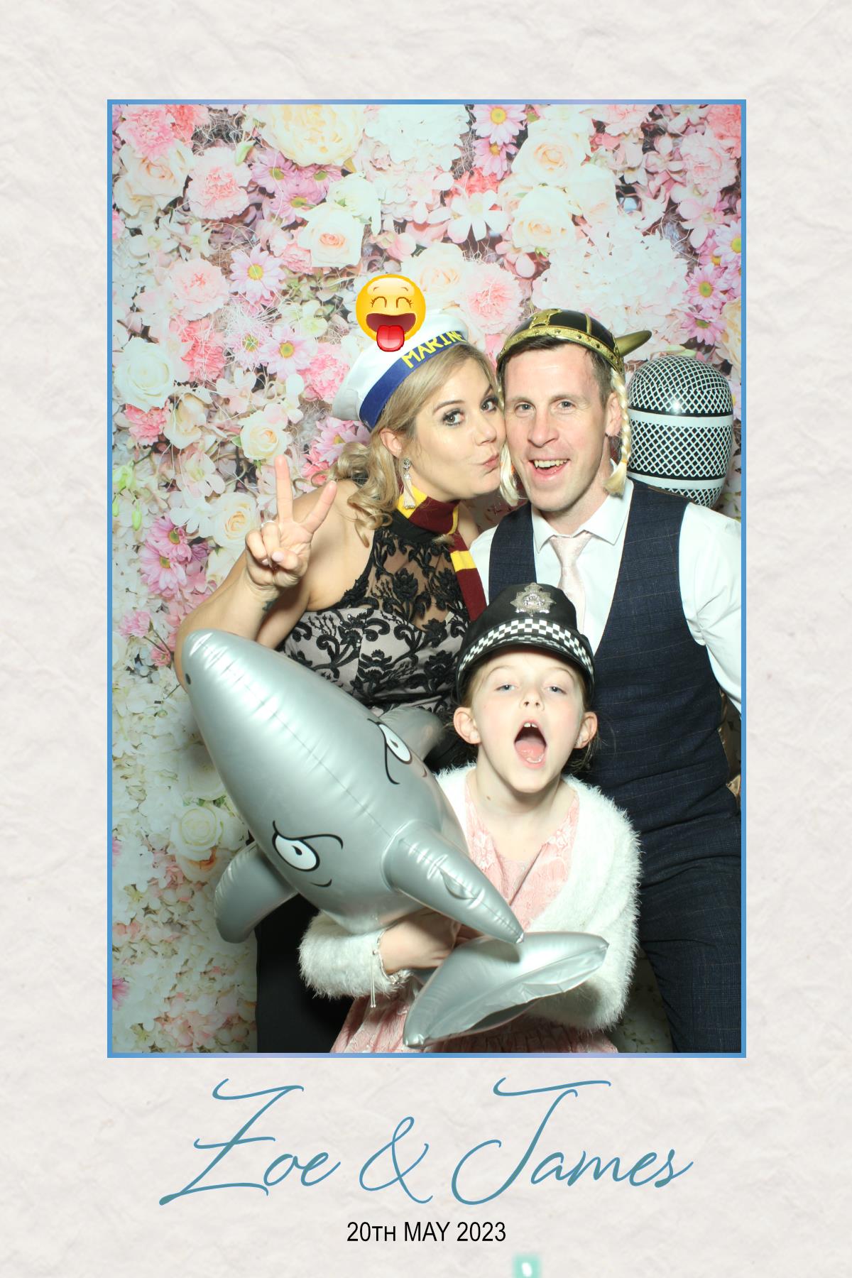 Zoe and James | View more photos from the event at gallery.brightboxevents.co.uk/u/BrightBoxEvents/Zoe-and-James
