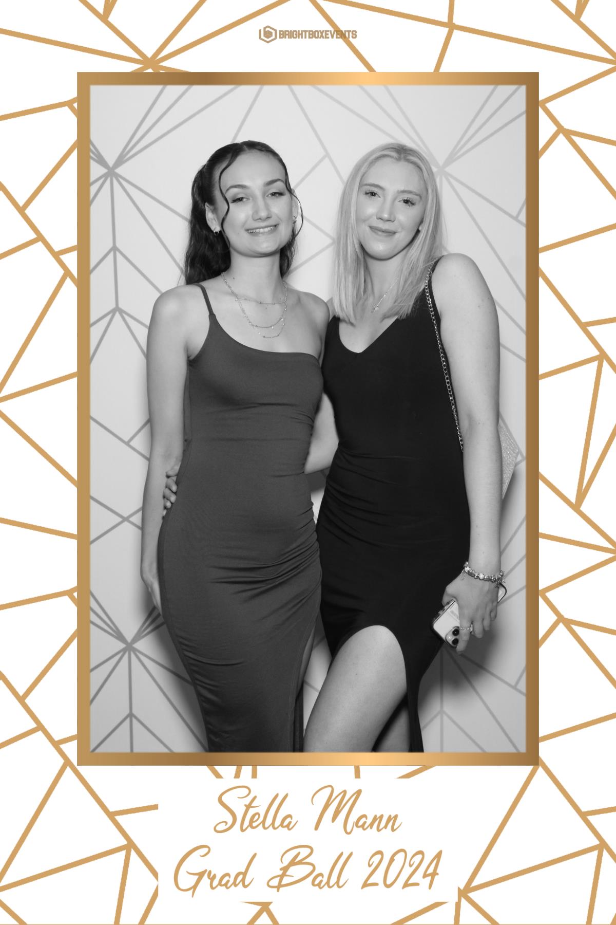 Stella Mann Grad Ball 2024 | View more photos from the event at gallery.brightboxevents.co.uk/u/BrightBoxEvents/Stella-Mann-Grad-Ball-2024