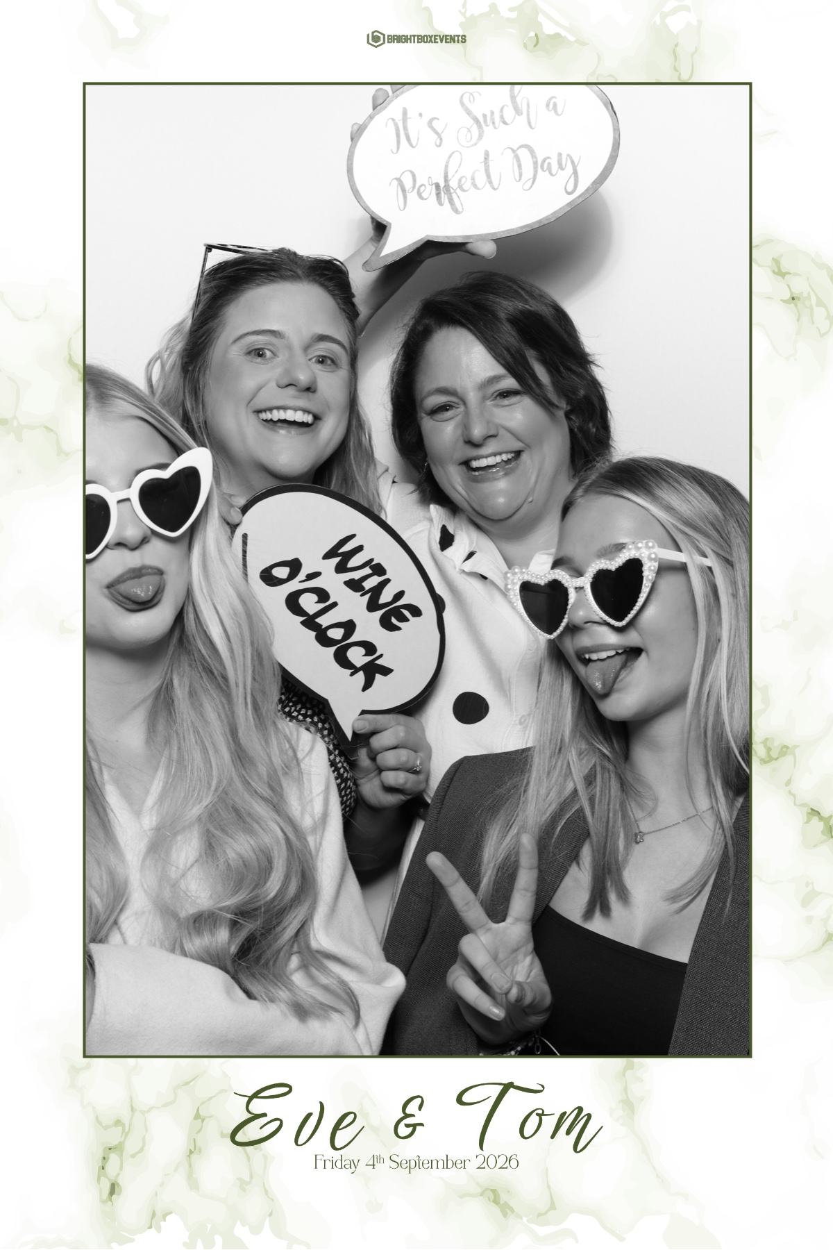 Eve & Tom | View more photos from the event at gallery.brightboxevents.co.uk/u/BrightBoxEvents/Eve-Tom