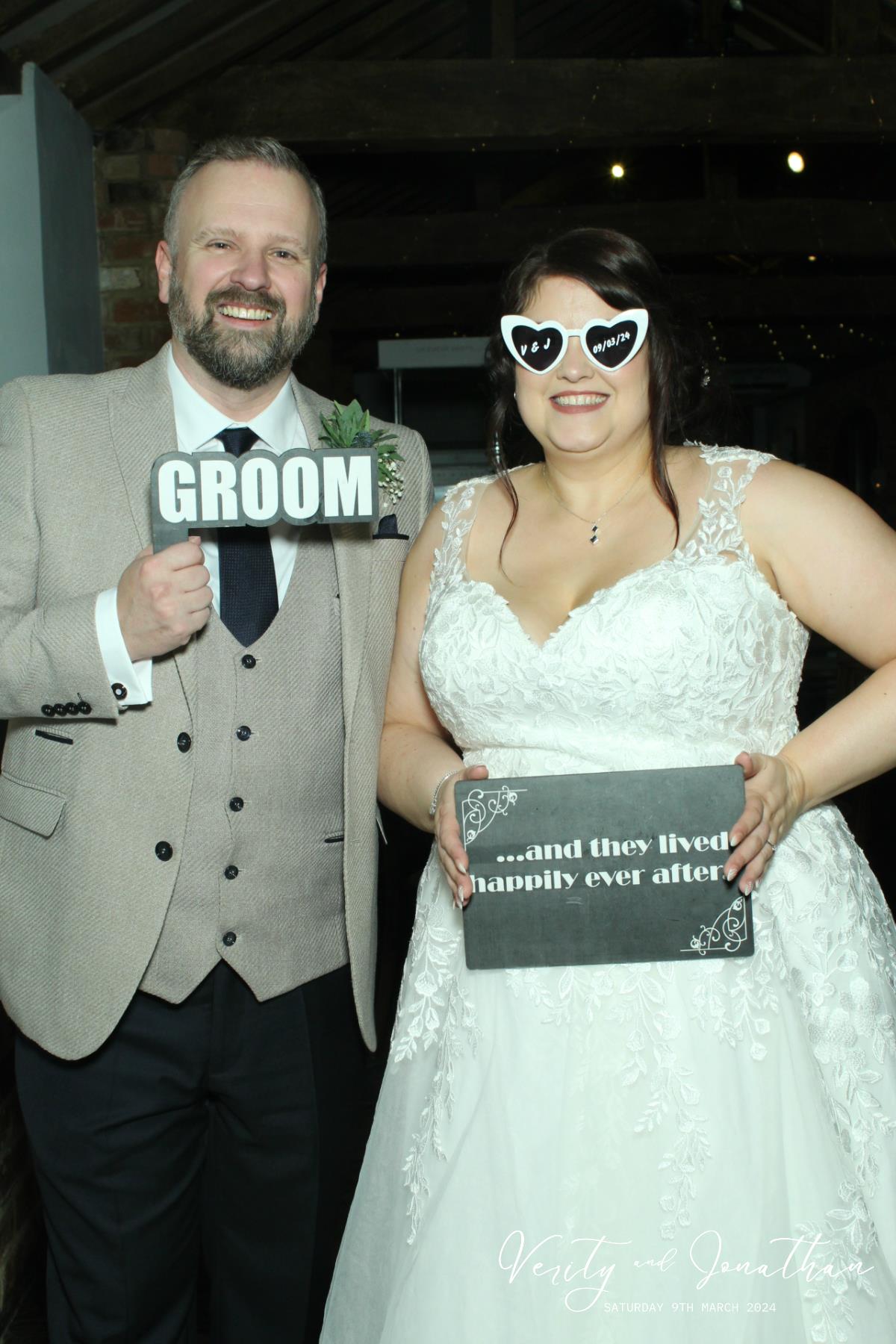 Verity & Jonathan | View more photos from the event at gallery.brightboxevents.co.uk/u/BrightBoxEvents/Verity-Jonathan