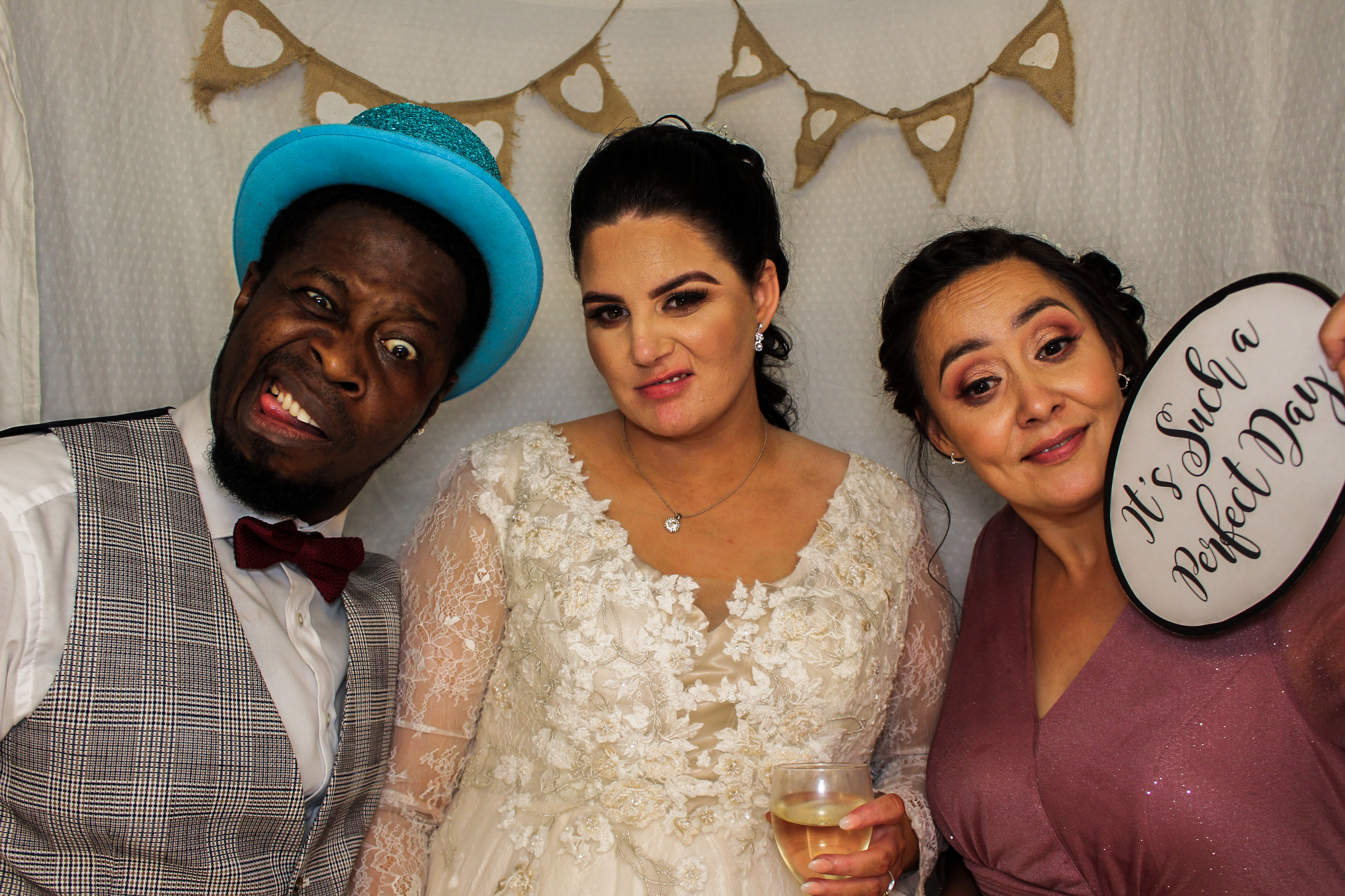 Laura & Deji's Wedding | View more photos from the event at gallery.capturecube.co.uk/u/Capture-Cube/Laura-Dejis-Wedding