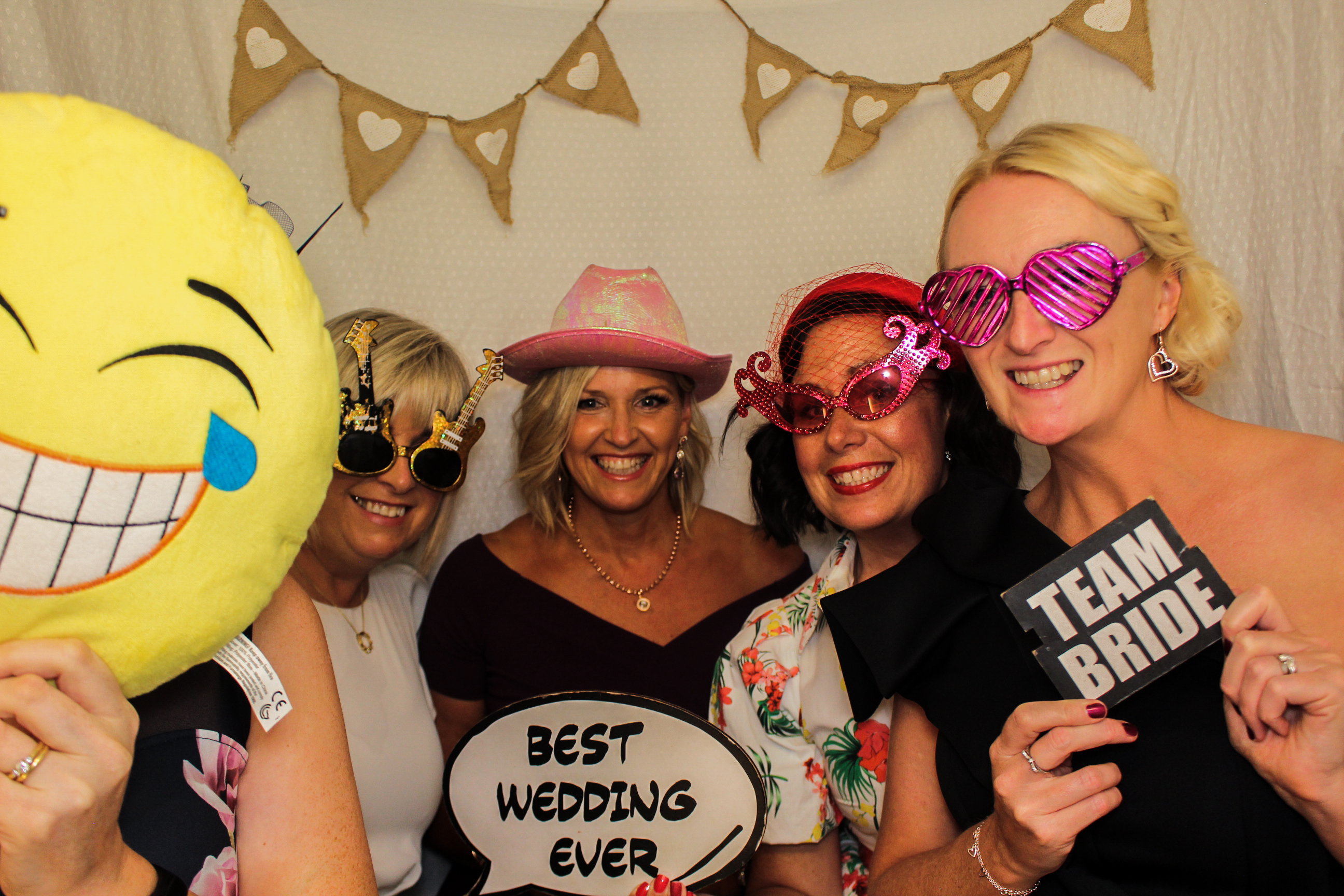 Sophie & Darren's Wedding | View more photos from the event at gallery.capturecube.co.uk/u/Capture-Cube/Sophie-Darrens-Wedding
