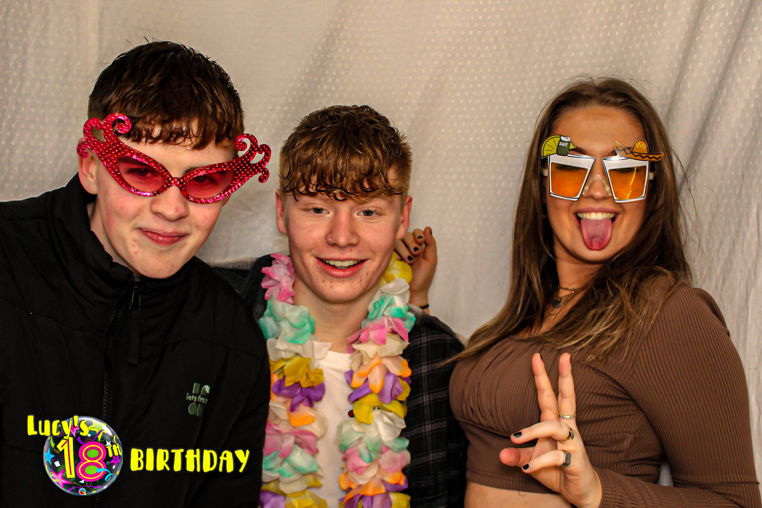 Lucy's 18th Birthday Party | View more photos from the event at gallery.capturecube.co.uk/u/Capture-Cube/Lucys-18th-Birthday-Party