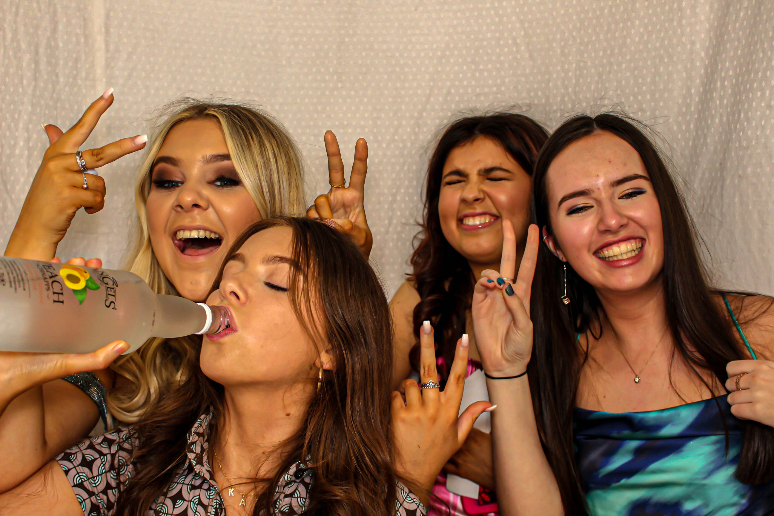 Lucy's 18th Birthday Party | View more photos from the event at gallery.capturecube.co.uk/u/Capture-Cube/Lucys-18th-Birthday-Party