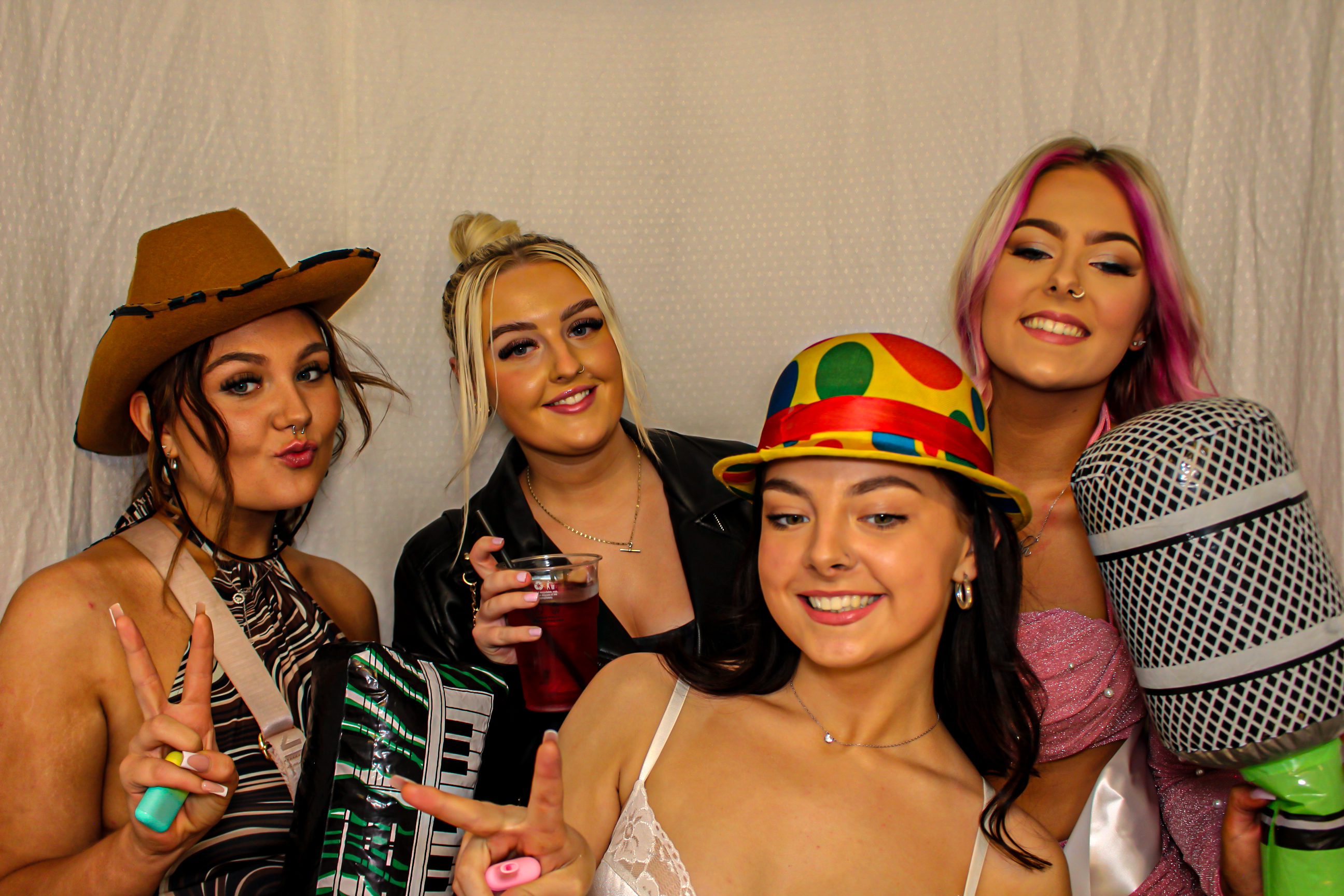 Caitlin's 18th Birthday Party! | View more photos from the event at gallery.capturecube.co.uk/u/Capture-Cube/Caitlins-18th-Birthday-Party