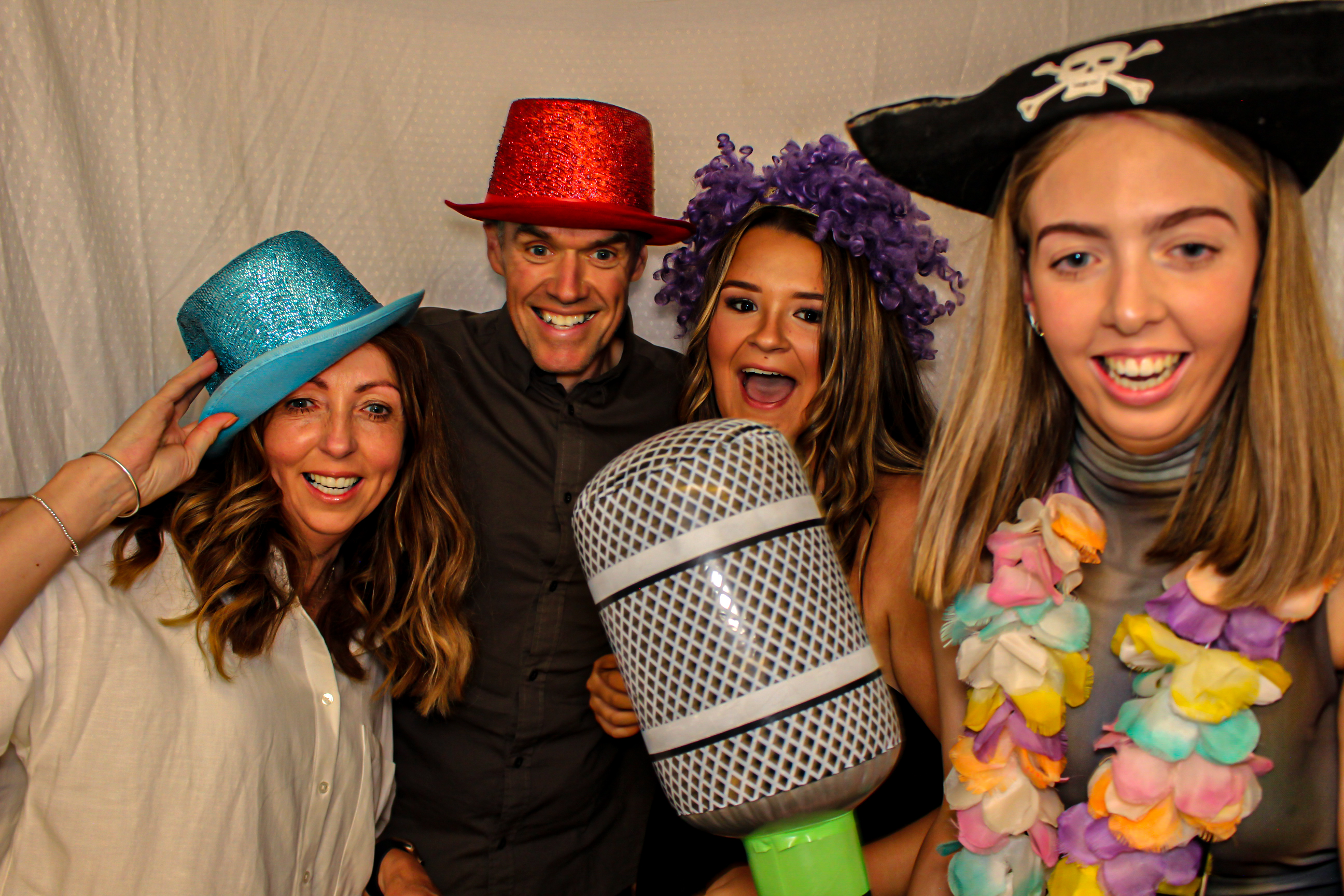Catherine & Niamh's 18th Birthday Party | View more photos from the event at gallery.capturecube.co.uk/u/Capture-Cube/Catherine-Niamhs-18th-Birthday-Party