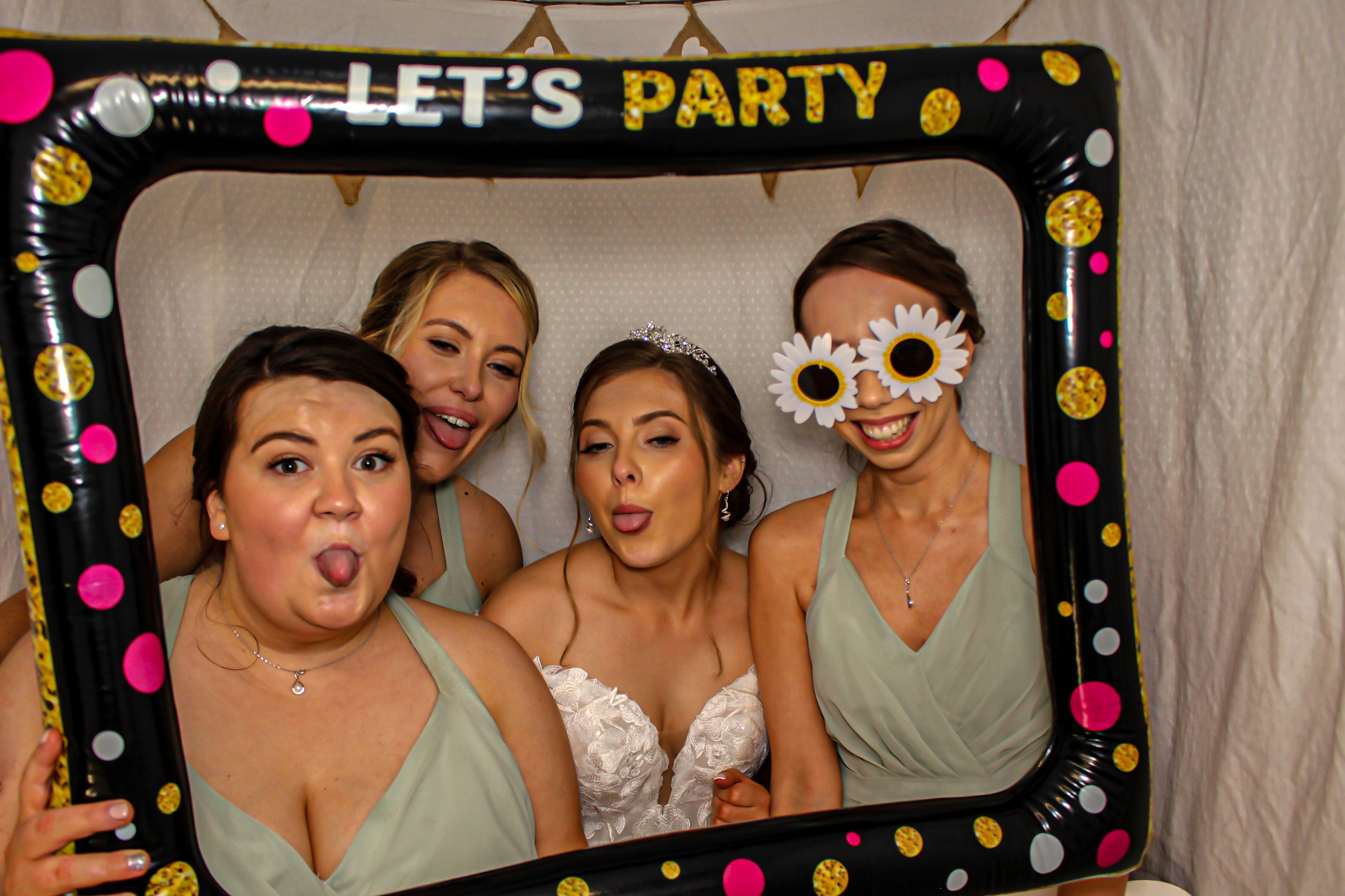 Chloe & Luke's Wedding | View more photos from the event at gallery.capturecube.co.uk/u/Capture-Cube/Chloe-Lukes-Wedding