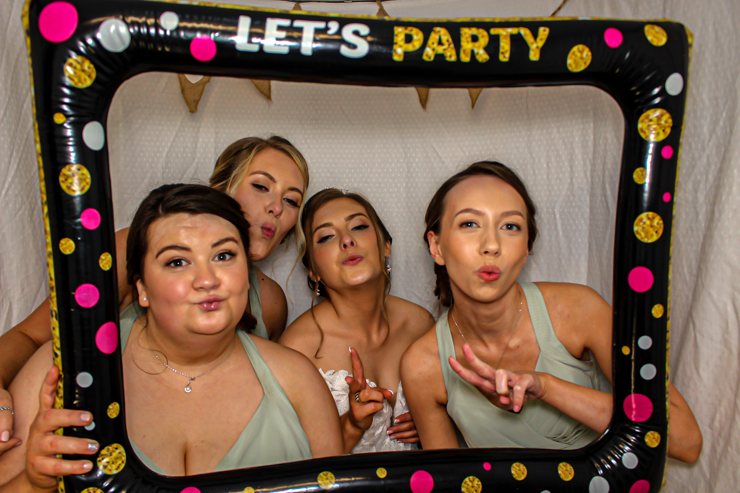 Chloe & Luke's Wedding | View more photos from the event at gallery.capturecube.co.uk/u/Capture-Cube/Chloe-Lukes-Wedding