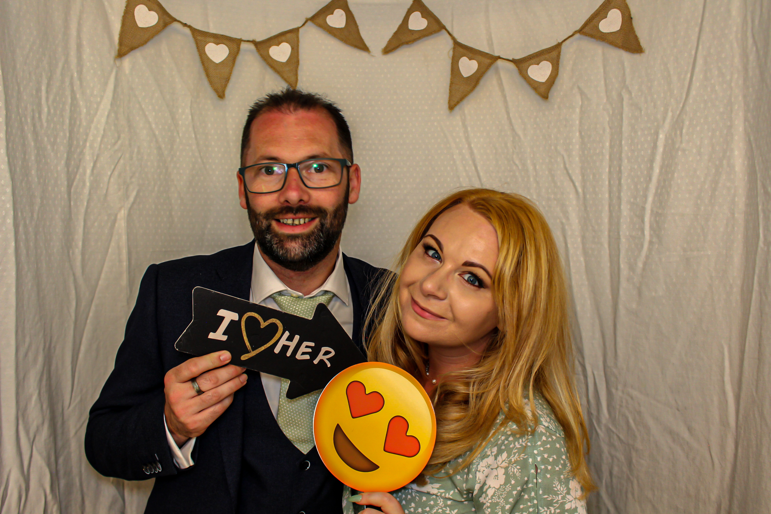 Jenni & Jonny's Wedding | View more photos from the event at gallery.capturecube.co.uk/u/Capture-Cube/Jenni-Jonnys-Wedding