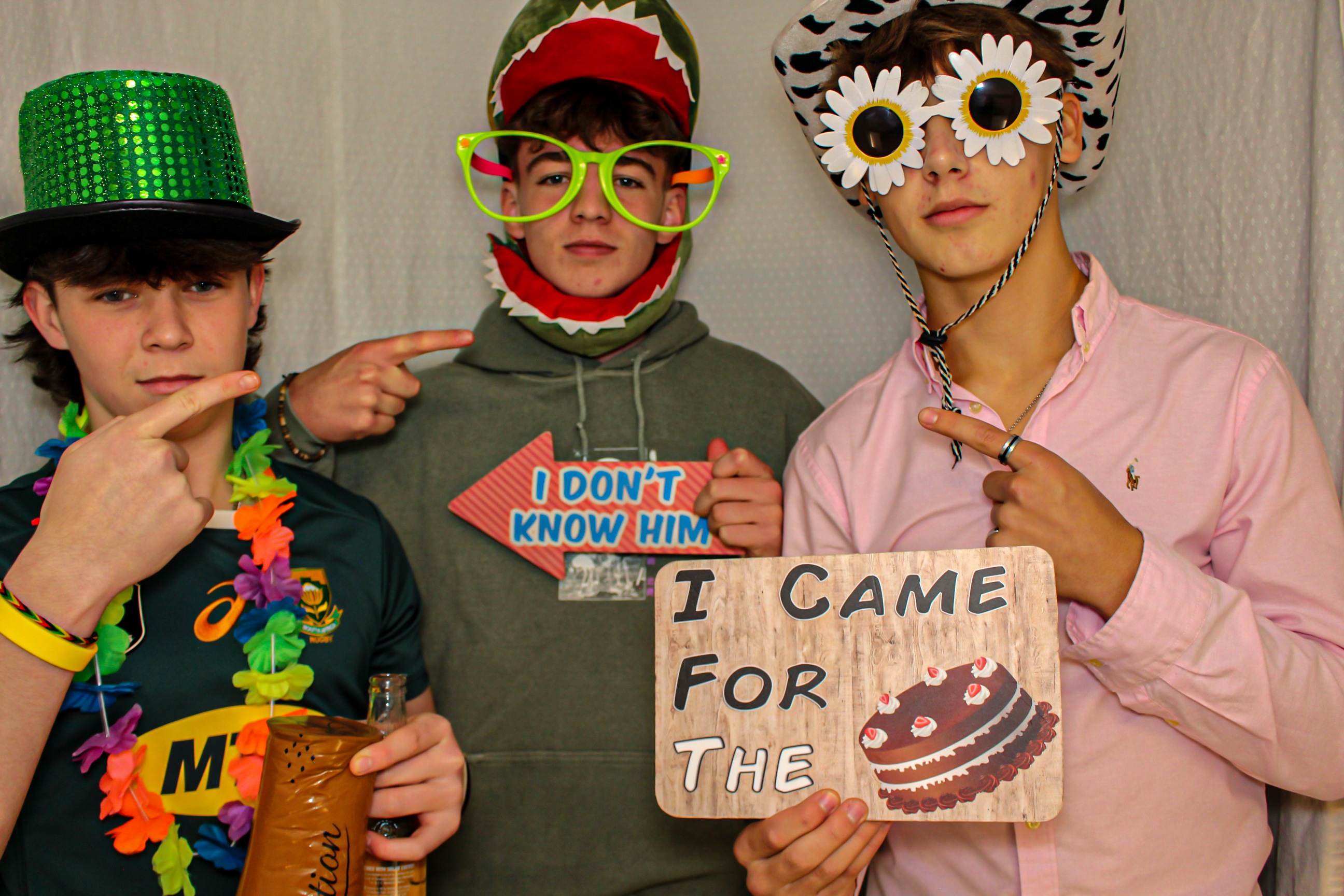 Naomi's16th Birthday Party | View more photos from the event at gallery.capturecube.co.uk/u/Capture-Cube/Naomis16th-Birthday-Party