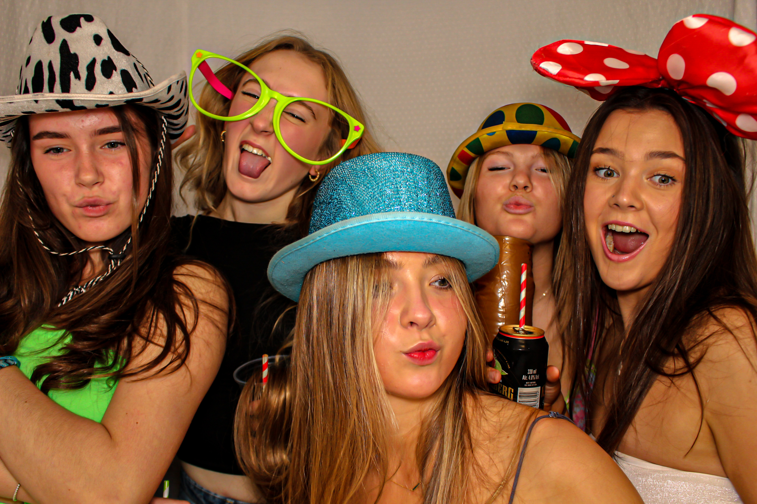 Naomi's16th Birthday Party | View more photos from the event at gallery.capturecube.co.uk/u/Capture-Cube/Naomis16th-Birthday-Party