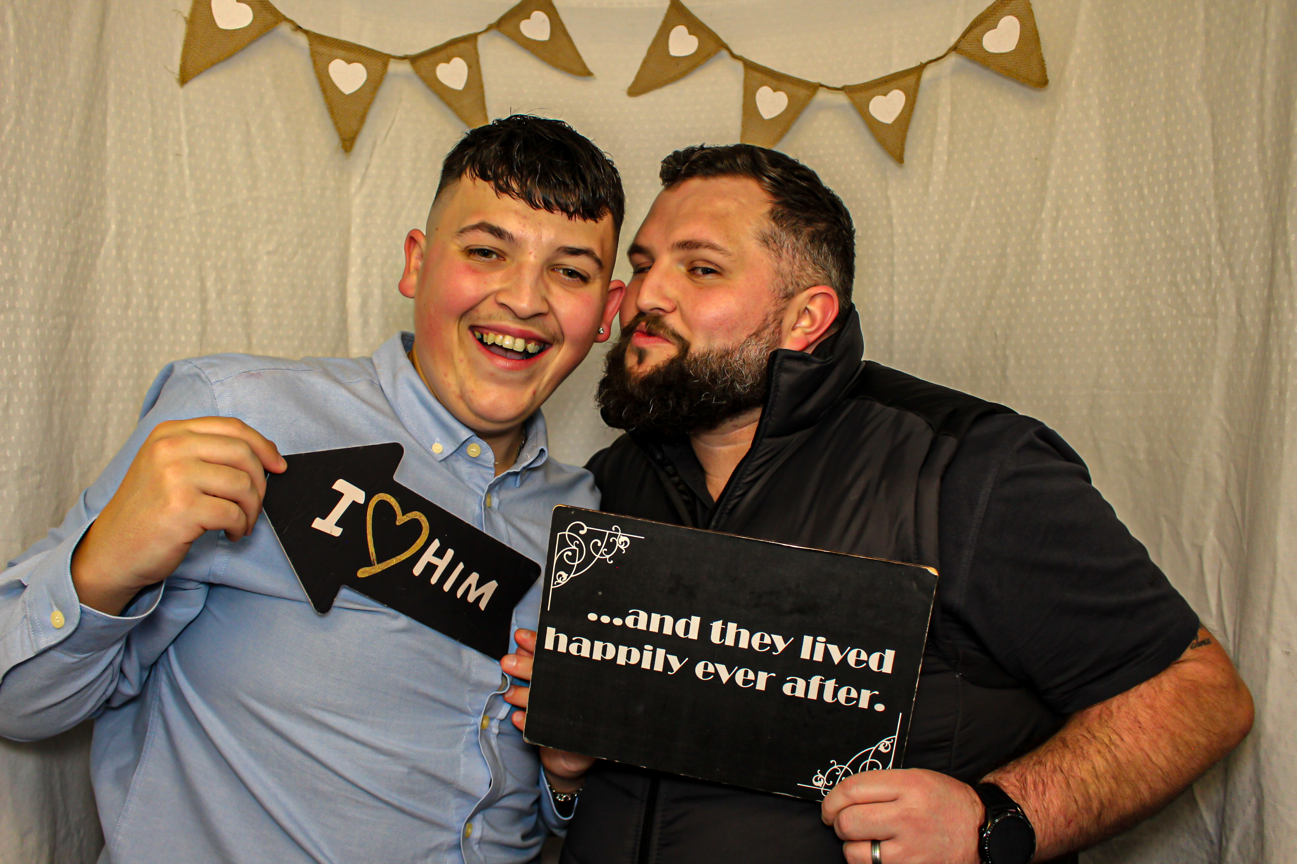 Natasha &  Aaron's Engagement Party | View more photos from the event at gallery.capturecube.co.uk/u/Capture-Cube/Natasha-Aarons-Engagement-Party