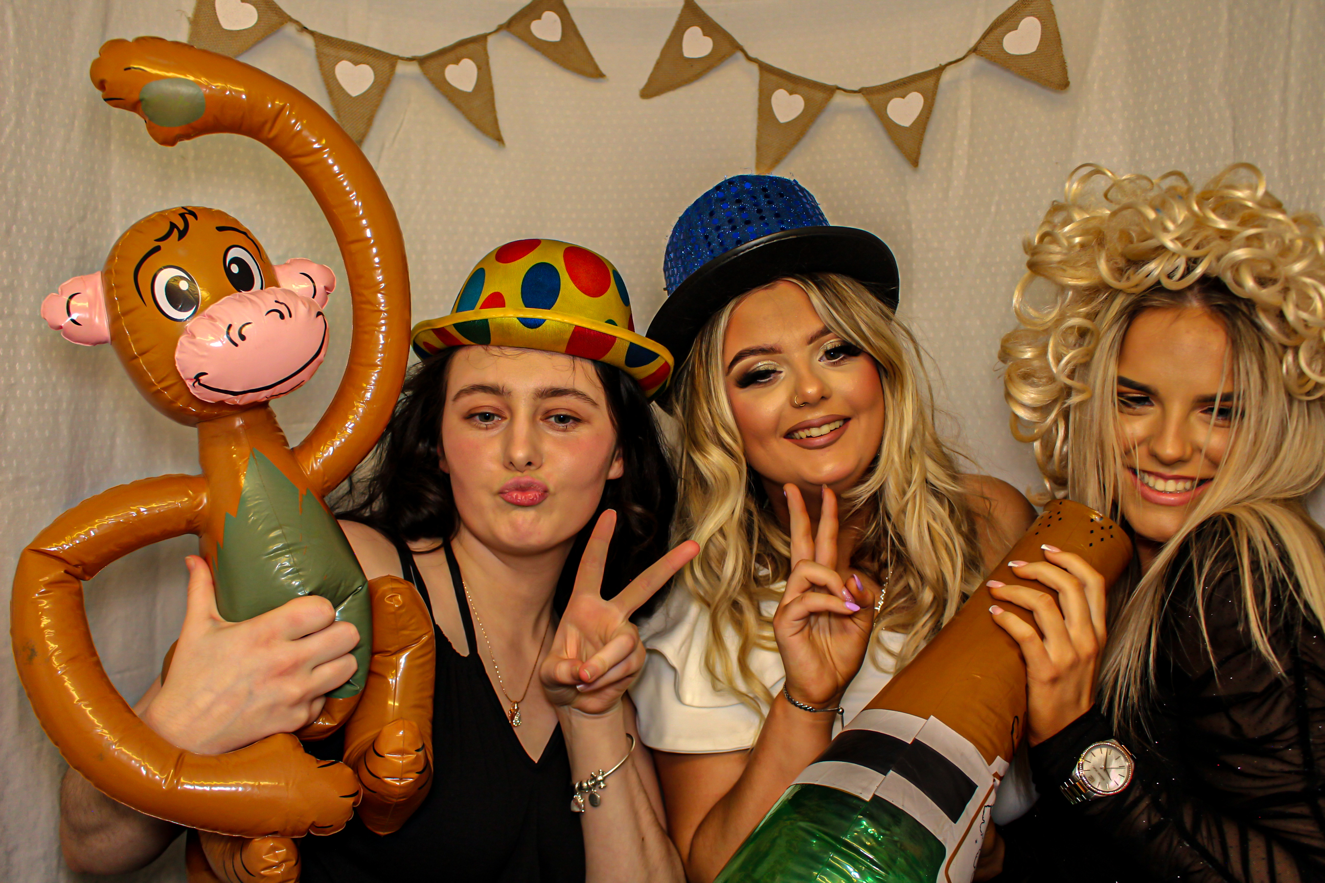 Natasha &  Aaron's Engagement Party | View more photos from the event at gallery.capturecube.co.uk/u/Capture-Cube/Natasha-Aarons-Engagement-Party