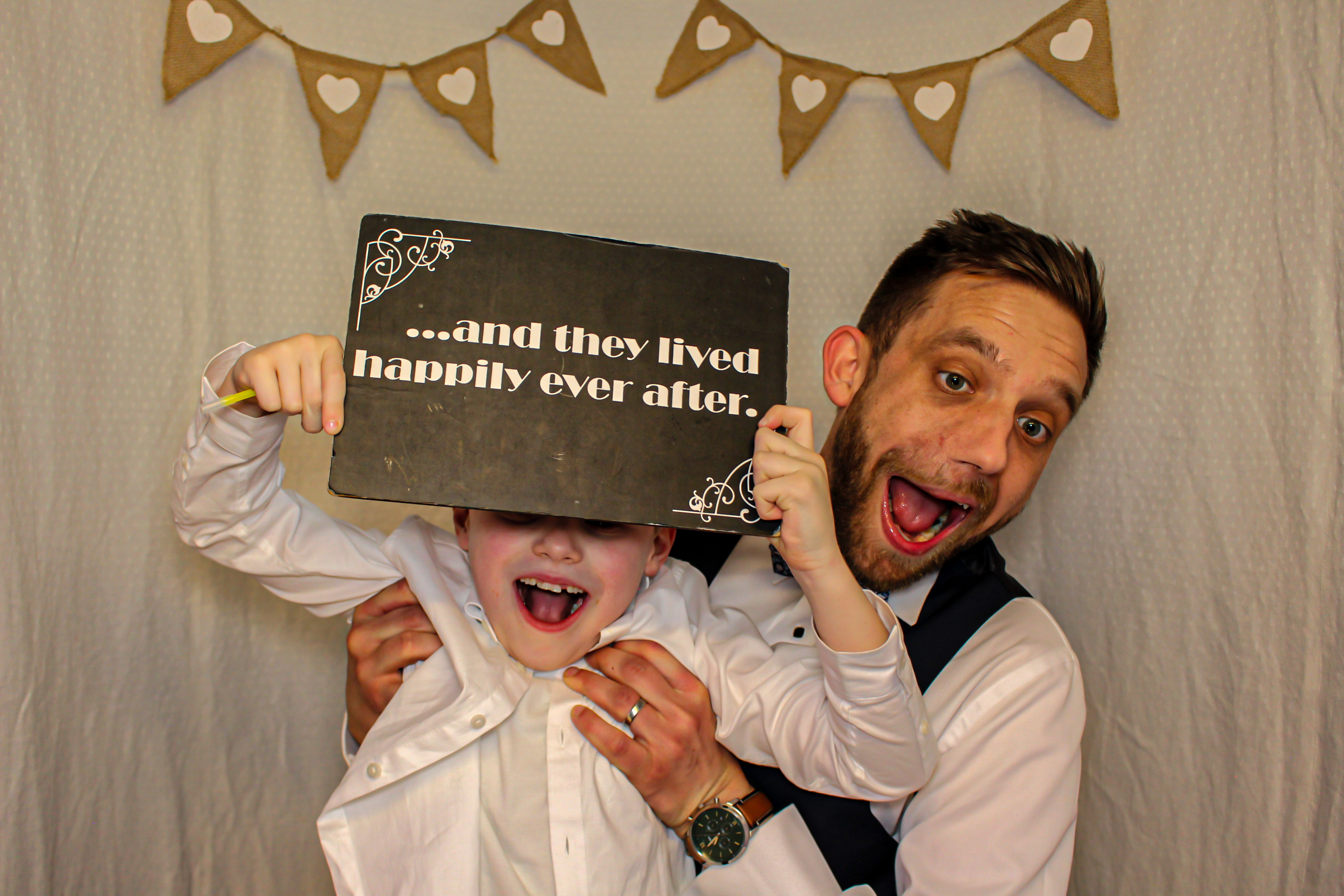 Ruth & Dan's Wedding | View more photos from the event at gallery.capturecube.co.uk/u/Capture-Cube/Ruth-Dans-Wedding