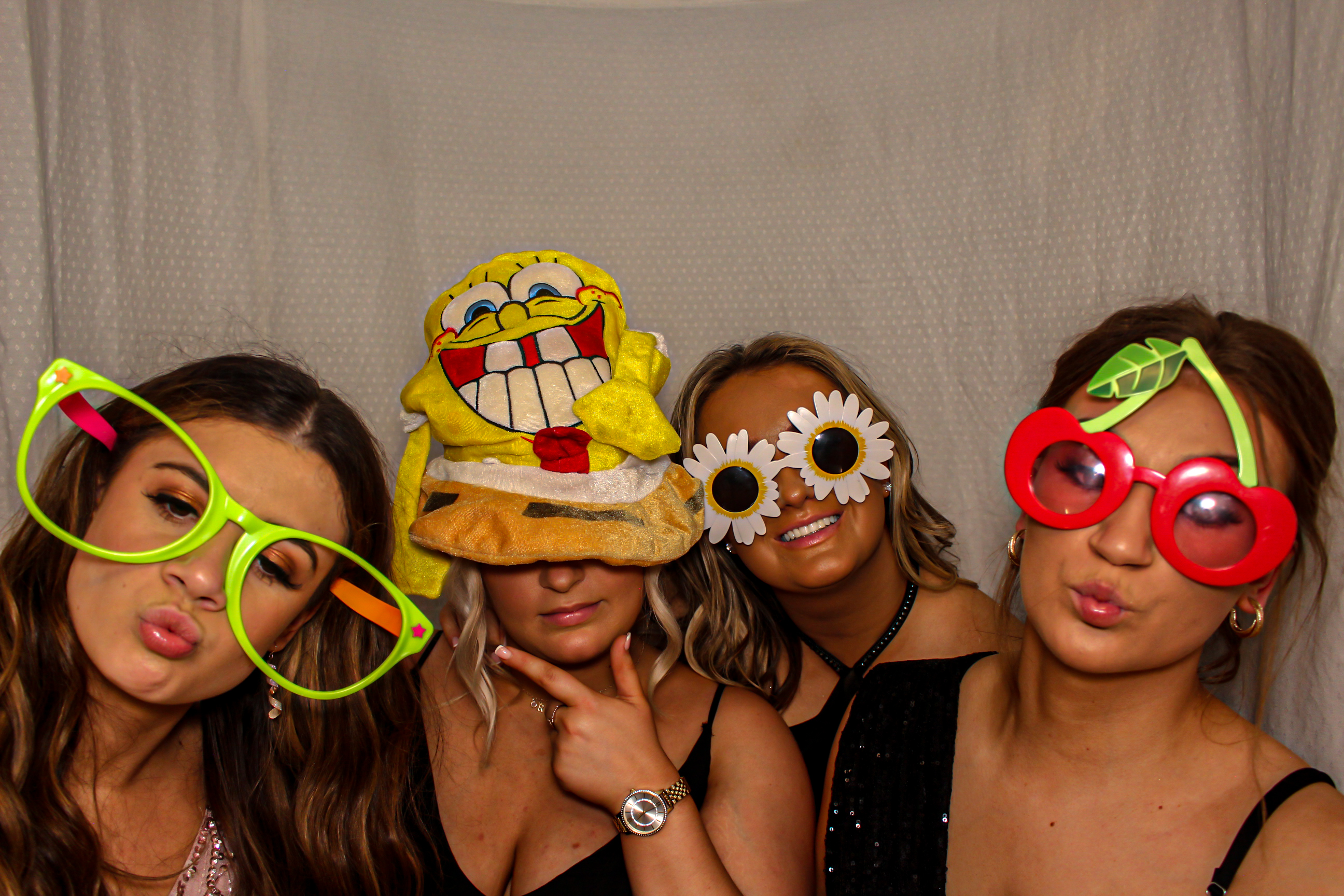 Ulster University Nursing Ball 2023 | View more photos from the event at gallery.capturecube.co.uk/u/Capture-Cube/Ulster-University-Nursing-Ball-2023