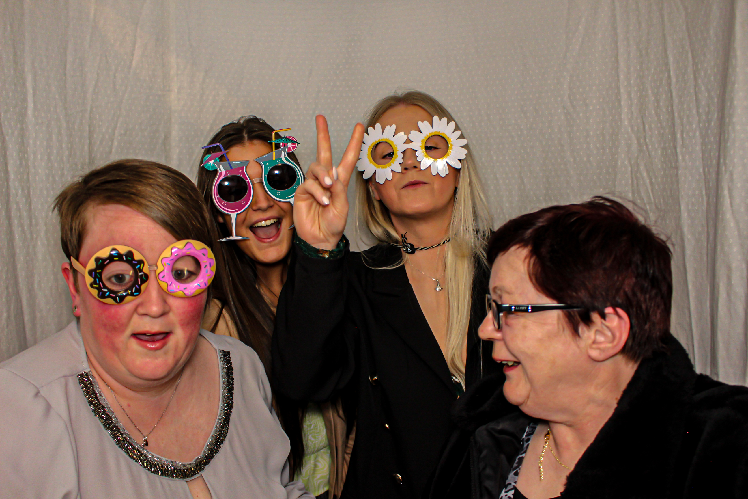 Sarah & Thompson's Wedding | View more photos from the event at gallery.capturecube.co.uk/u/Capture-Cube/Sarah-Thompsons-Wedding