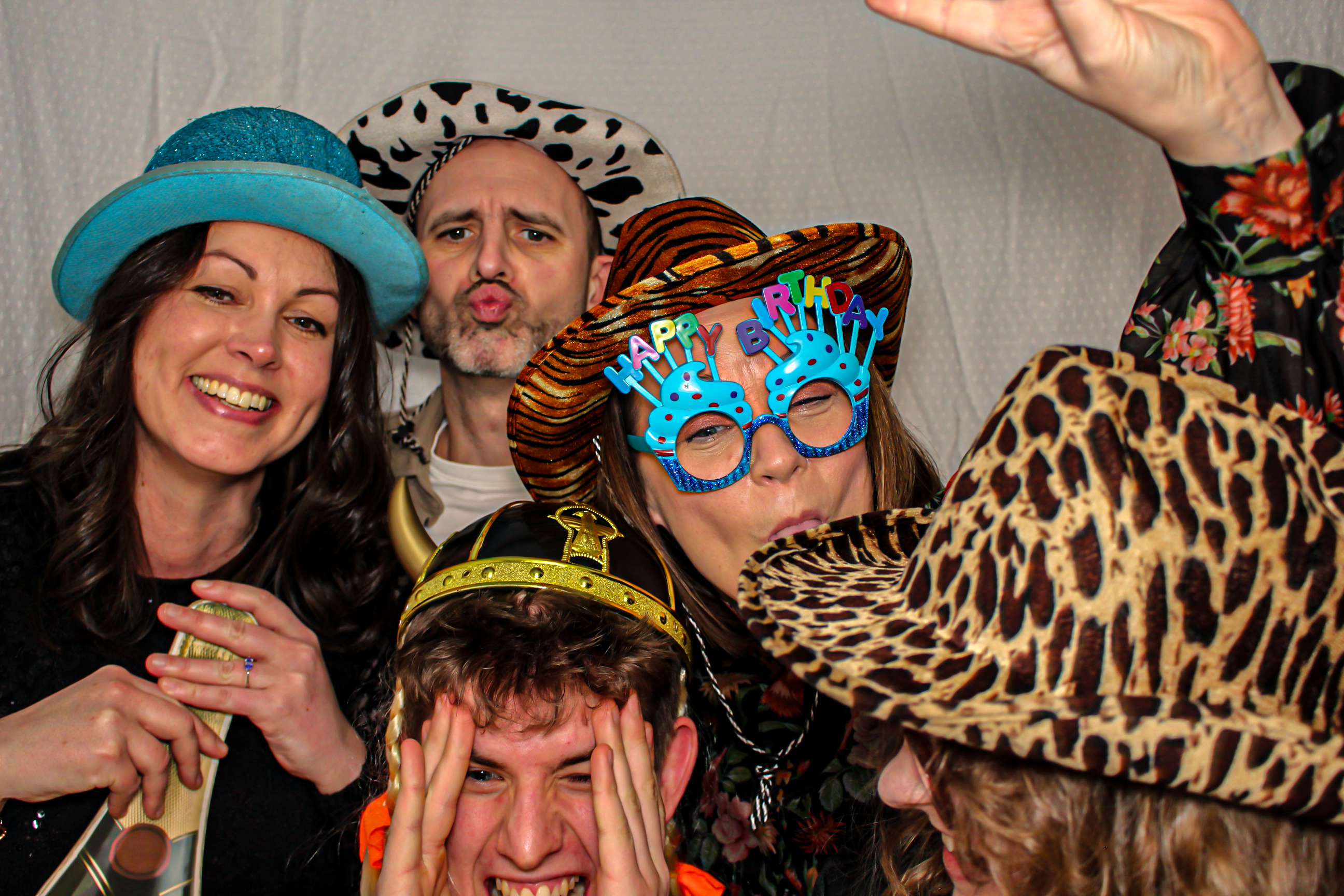 Hallie's 18th Birthday Party | View more photos from the event at gallery.capturecube.co.uk/u/Capture-Cube/Hallies-18th-Birthday-Party