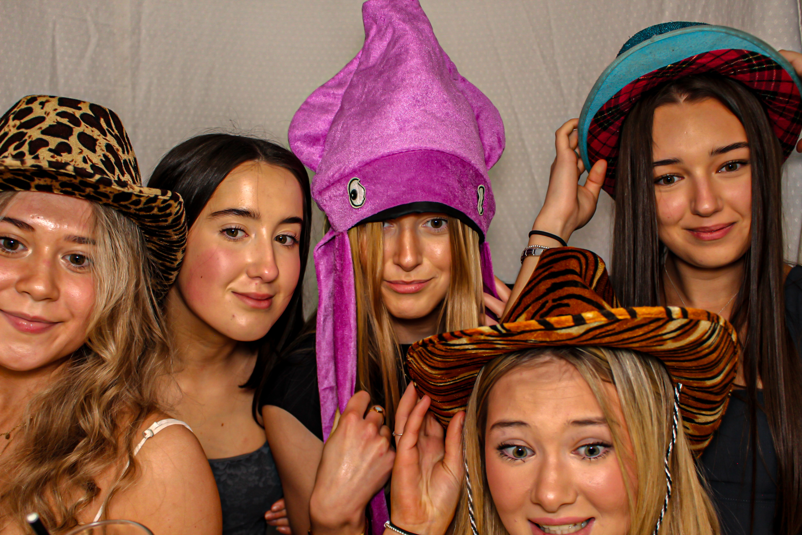 Hallie's 18th Birthday Party | View more photos from the event at gallery.capturecube.co.uk/u/Capture-Cube/Hallies-18th-Birthday-Party
