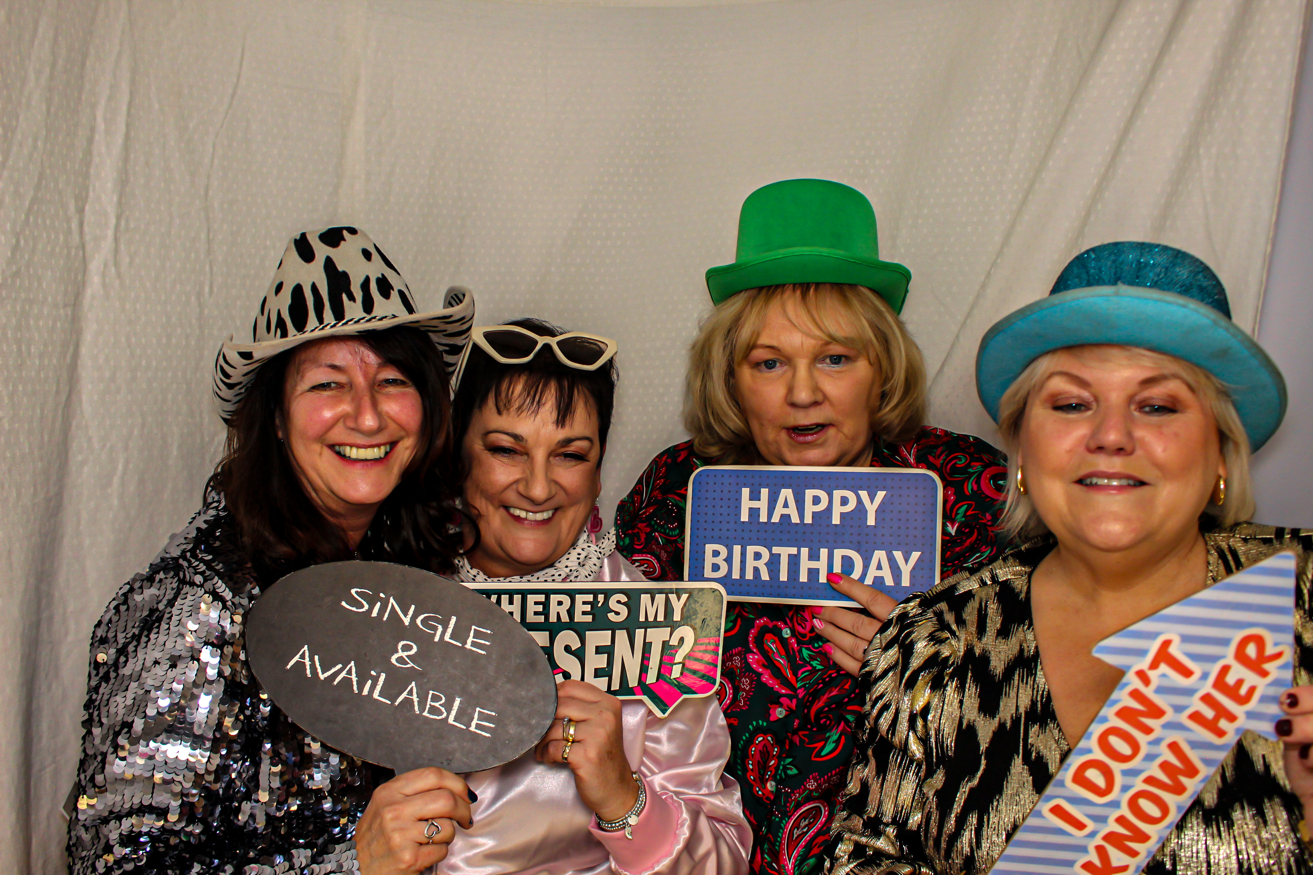 Heather & Robin's 60th Birthday Party | View more photos from the event at gallery.capturecube.co.uk/u/Capture-Cube/Heather-Robins-60th-Birthday-Party
