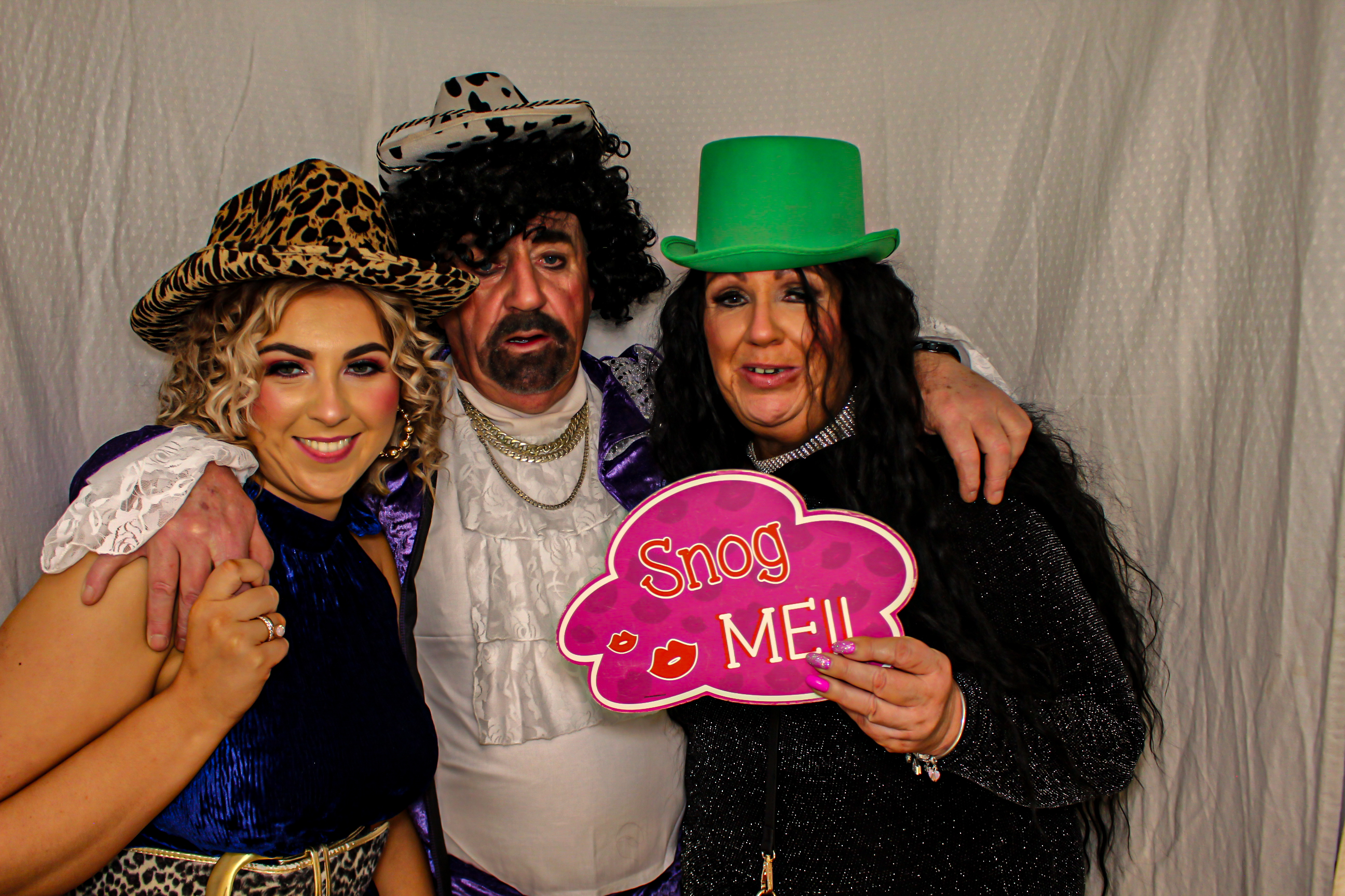 Heather & Robin's 60th Birthday Party | View more photos from the event at gallery.capturecube.co.uk/u/Capture-Cube/Heather-Robins-60th-Birthday-Party