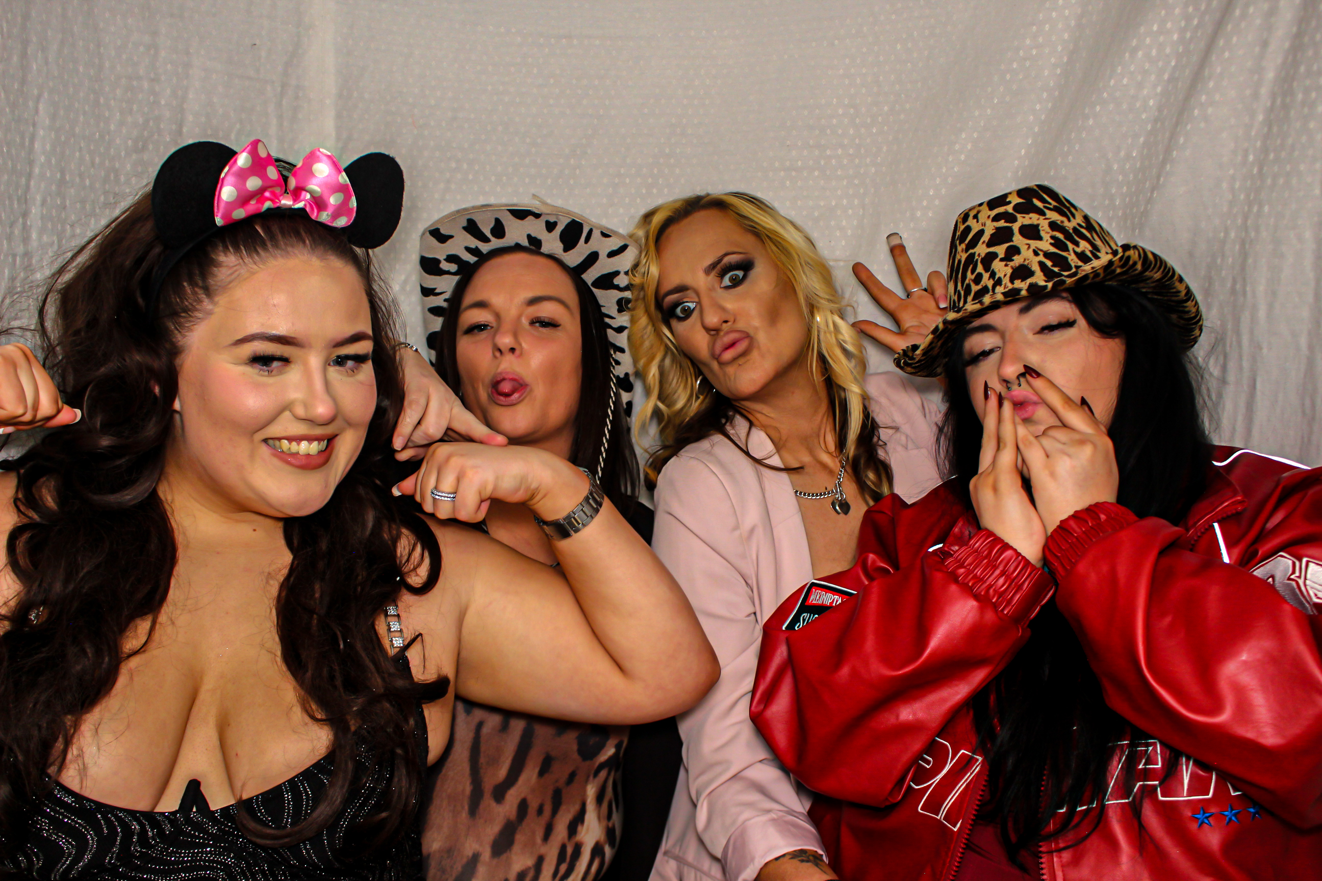 Karlie's 18th Birthday Party | View more photos from the event at gallery.capturecube.co.uk/u/Capture-Cube/Karlies-18th-Birthday-Party