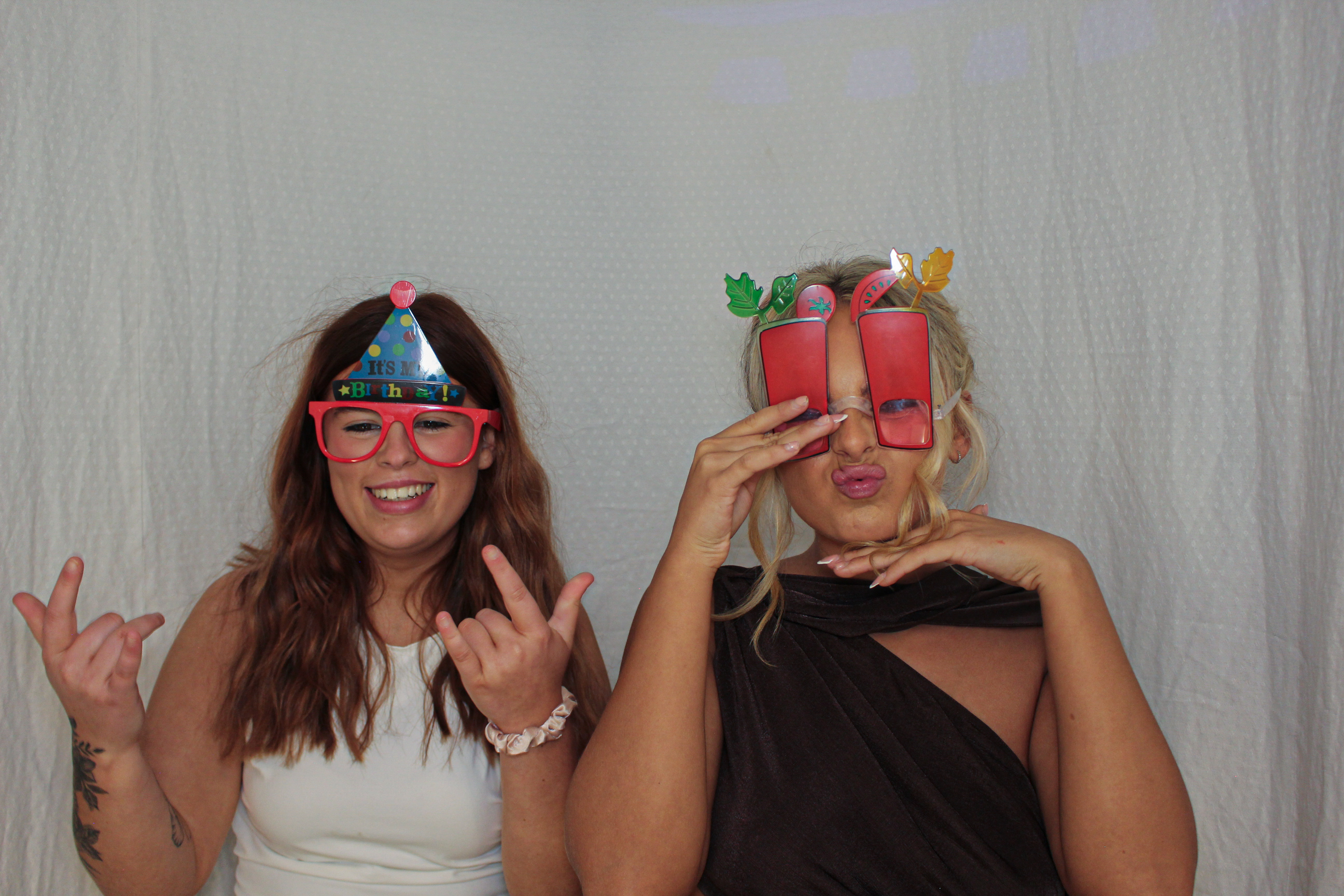 Toni & Jessica's Birthday Party | View more photos from the event at gallery.capturecube.co.uk/u/Capture-Cube/Toni-Jessicas-Birthday-Party