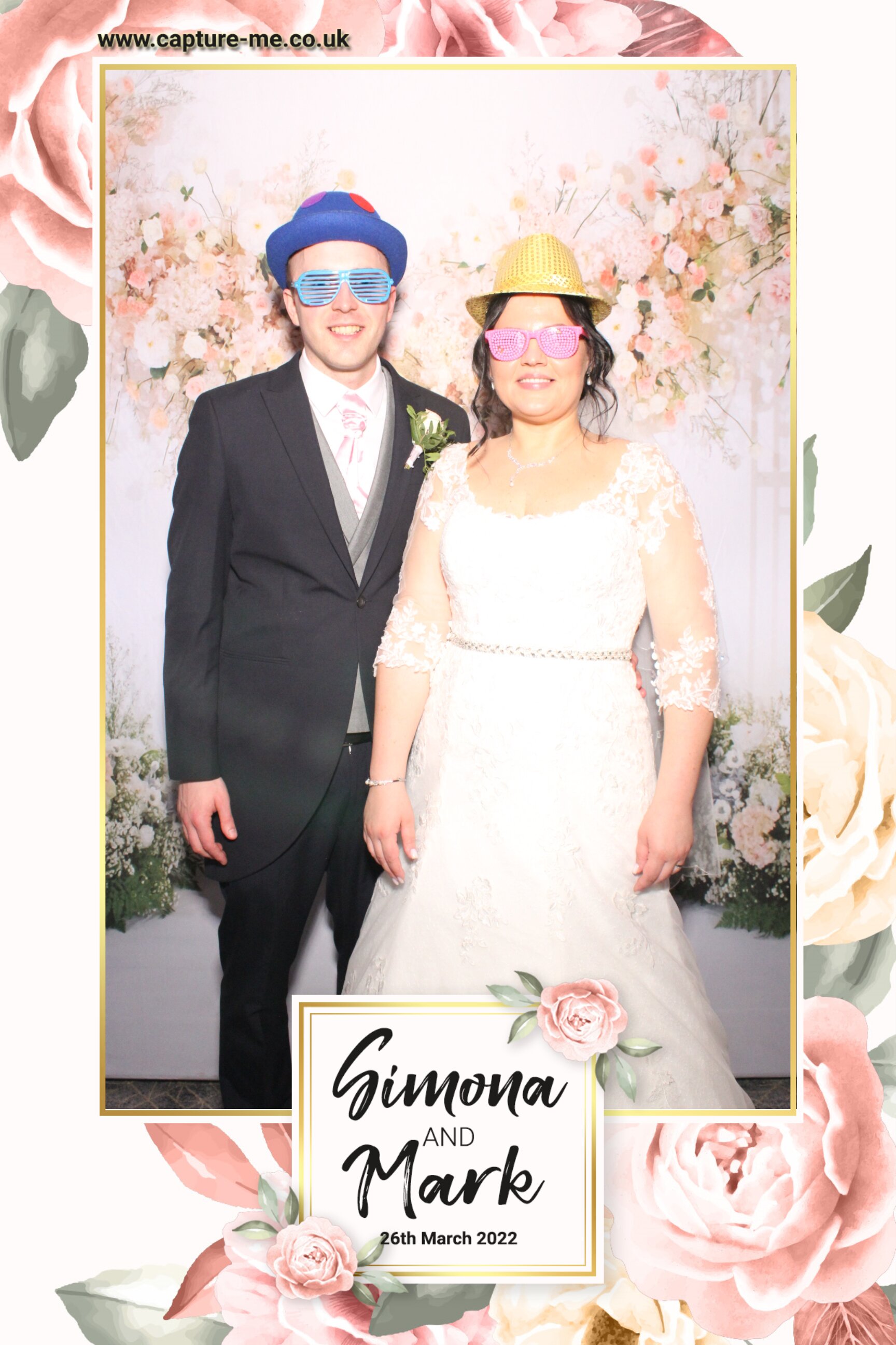 MR & Mrs Waring | View more photos from the event at gallery.capture-me.co.uk/u/Capture-me/MR-Mrs-Waring