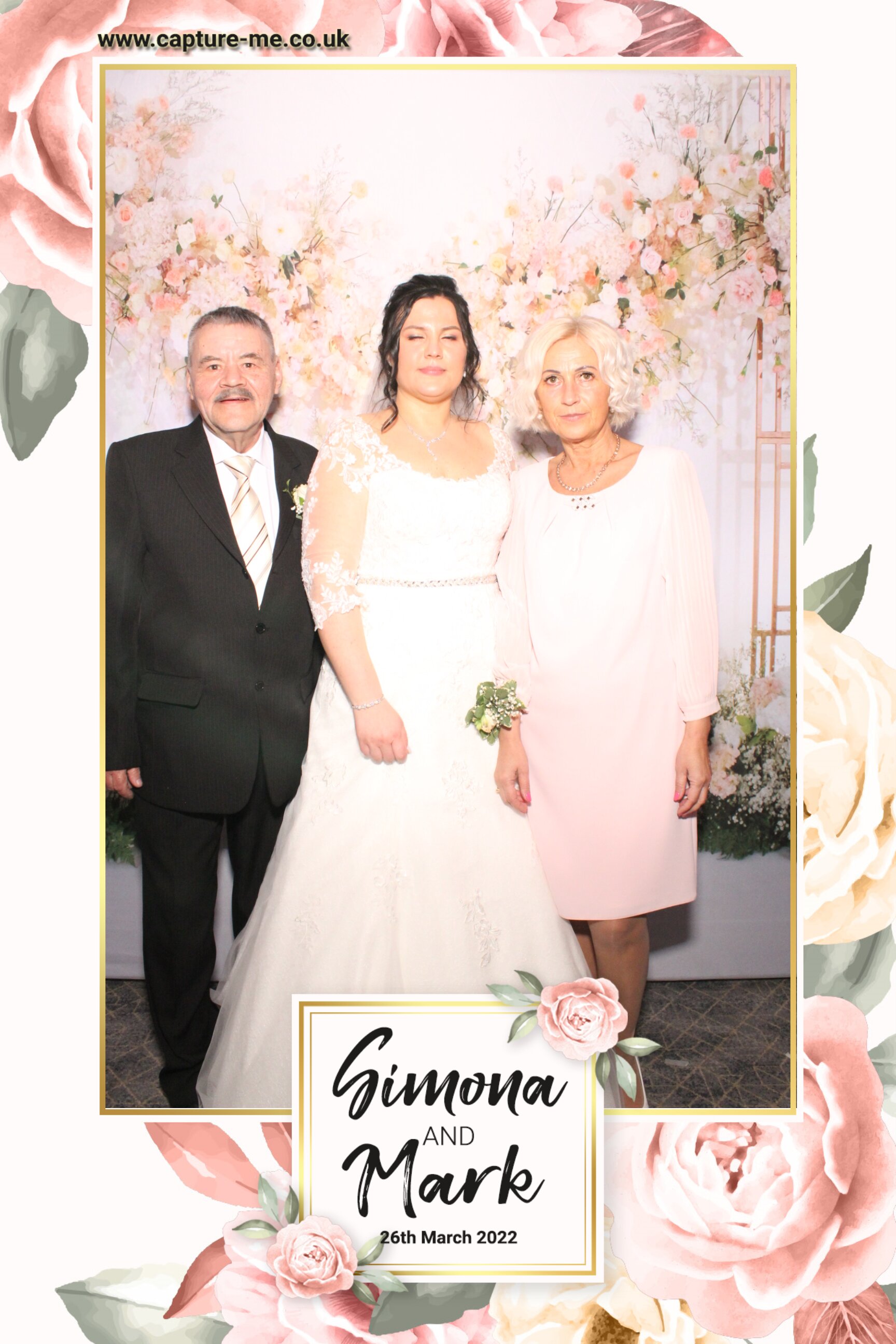 MR & Mrs Waring | View more photos from the event at gallery.capture-me.co.uk/u/Capture-me/MR-Mrs-Waring