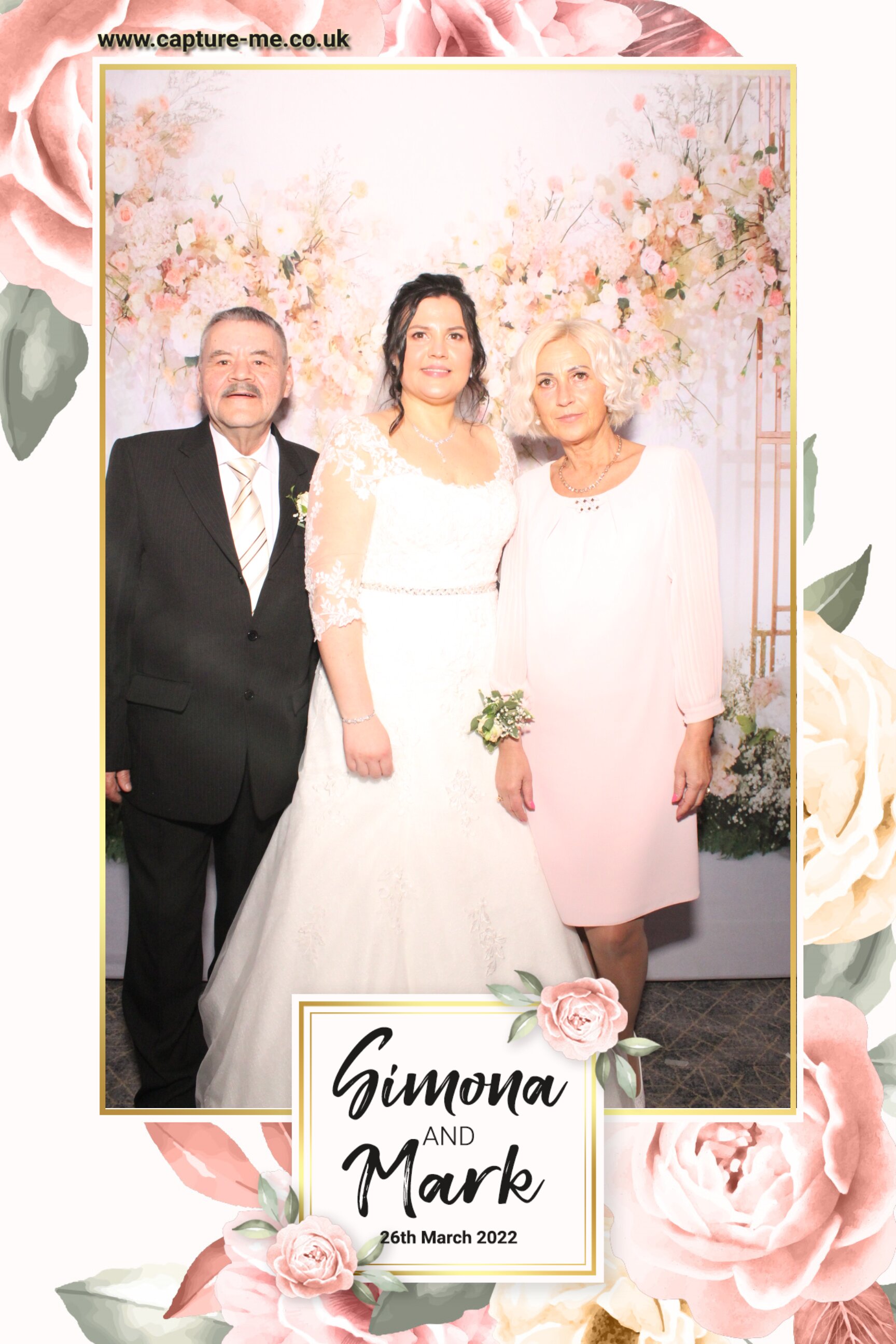 MR & Mrs Waring | View more photos from the event at gallery.capture-me.co.uk/u/Capture-me/MR-Mrs-Waring