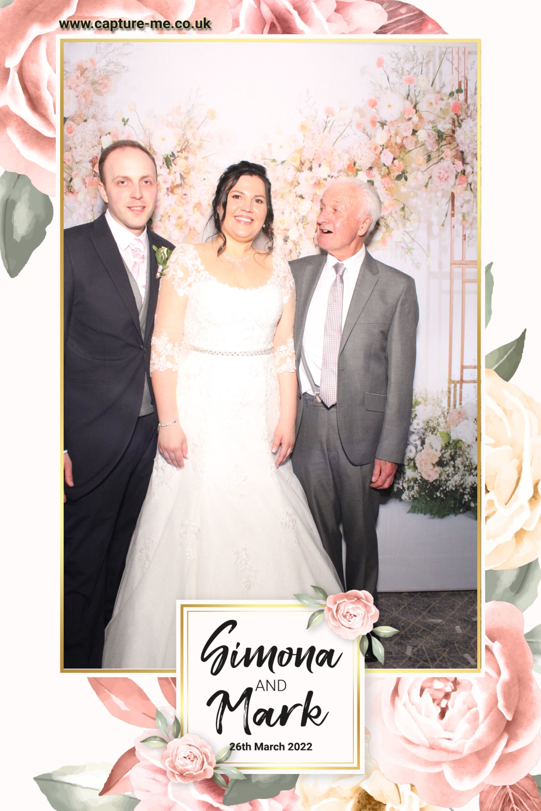 MR & Mrs Waring | View more photos from the event at gallery.capture-me.co.uk/u/Capture-me/MR-Mrs-Waring