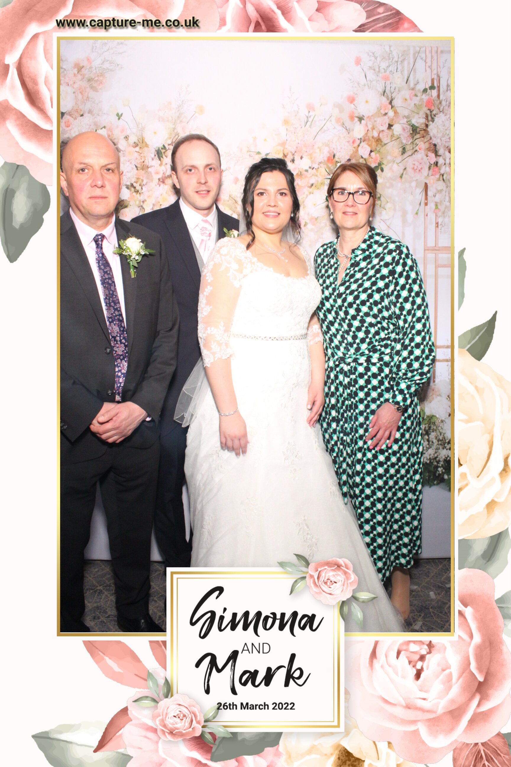MR & Mrs Waring | View more photos from the event at gallery.capture-me.co.uk/u/Capture-me/MR-Mrs-Waring