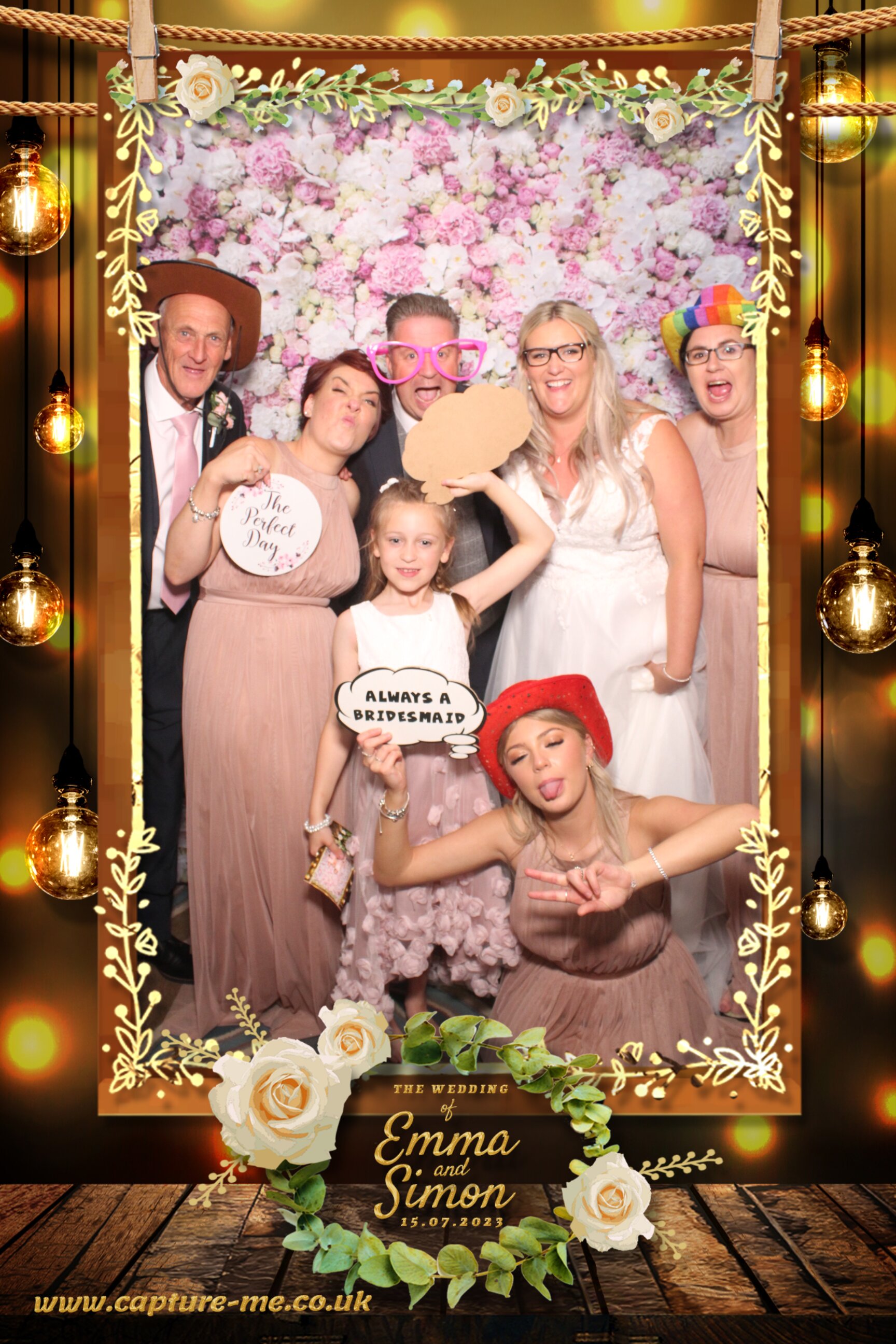 Emma & Simons Wedding | View more photos from the event at gallery.capture-me.co.uk/u/Capture-me/Emma-Simons-Wedding