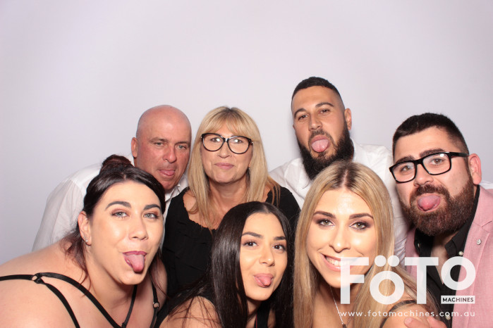 Dom's 30th | View more photos from the event at gallery.fotomachines.com.au/u/FOTOMachines/Doms-30th