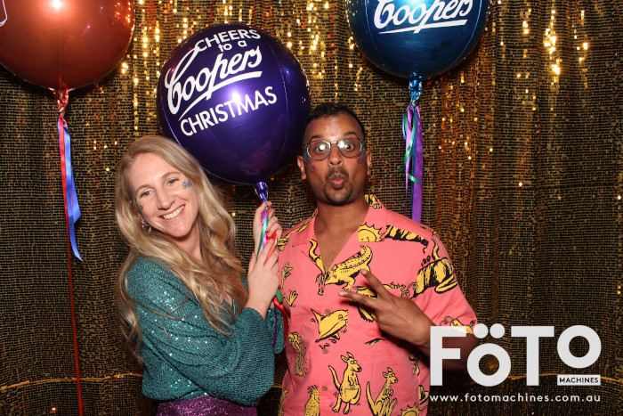Coopers Christmas Party | View more photos from the event at gallery.fotomachines.com.au/u/FOTOMachines/Coopers-Christmas-Party