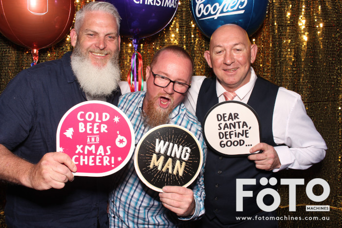 Coopers Christmas Party | View more photos from the event at gallery.fotomachines.com.au/u/FOTOMachines/Coopers-Christmas-Party