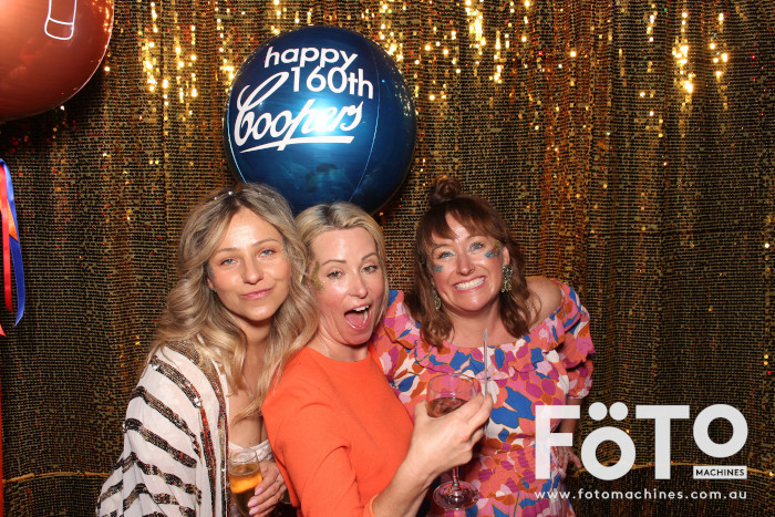 Coopers Christmas Party | View more photos from the event at gallery.fotomachines.com.au/u/FOTOMachines/Coopers-Christmas-Party