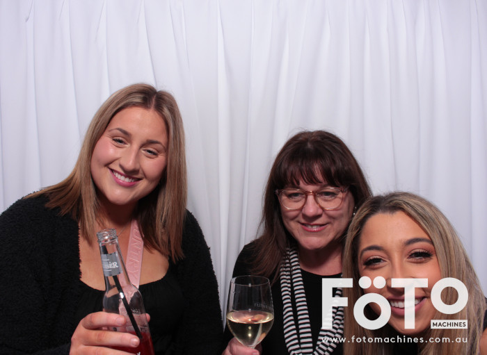 Jordy's 21st | View more photos from the event at gallery.fotomachines.com.au/u/FOTOMachines/Jordys-21st