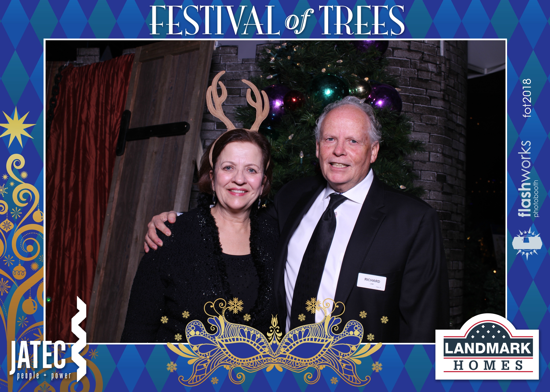 Festival of Trees Gala | View more photos from the event at gallery.flashworksphotobooth.com/u/FlashworksPhotoboothInc/Festival-of-Trees-Gala