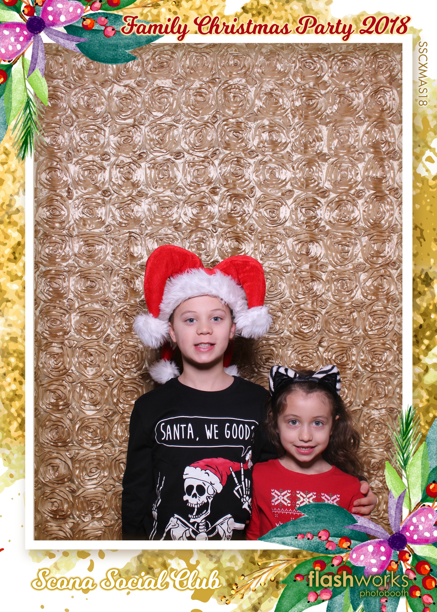 Scona Social Club Family Christmas Party | View more photos from the event at gallery.flashworksphotobooth.com/u/FlashworksPhotoboothInc/Scona-Social-Club-Family-Christmas-Party