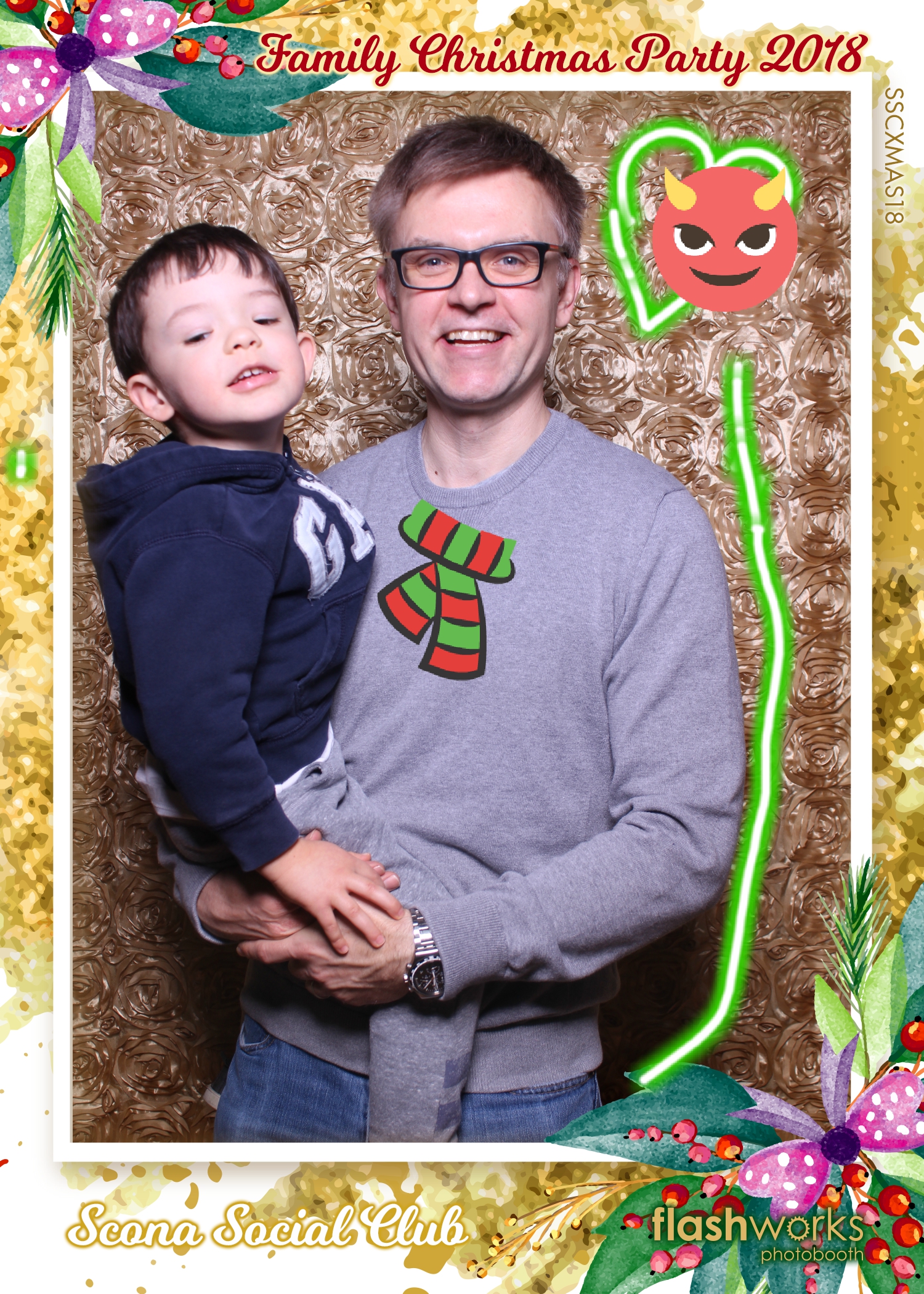 Scona Social Club Family Christmas Party | View more photos from the event at gallery.flashworksphotobooth.com/u/FlashworksPhotoboothInc/Scona-Social-Club-Family-Christmas-Party
