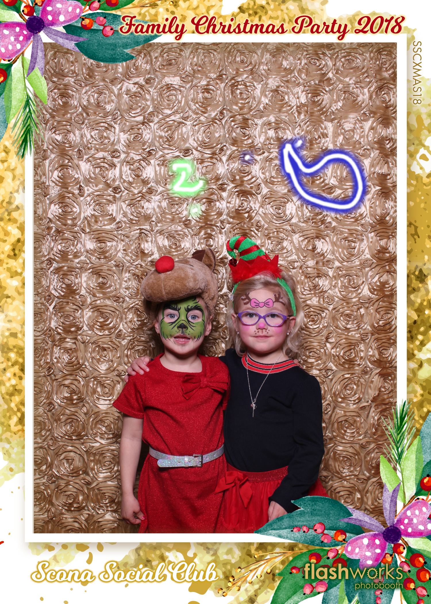 Scona Social Club Family Christmas Party | View more photos from the event at gallery.flashworksphotobooth.com/u/FlashworksPhotoboothInc/Scona-Social-Club-Family-Christmas-Party