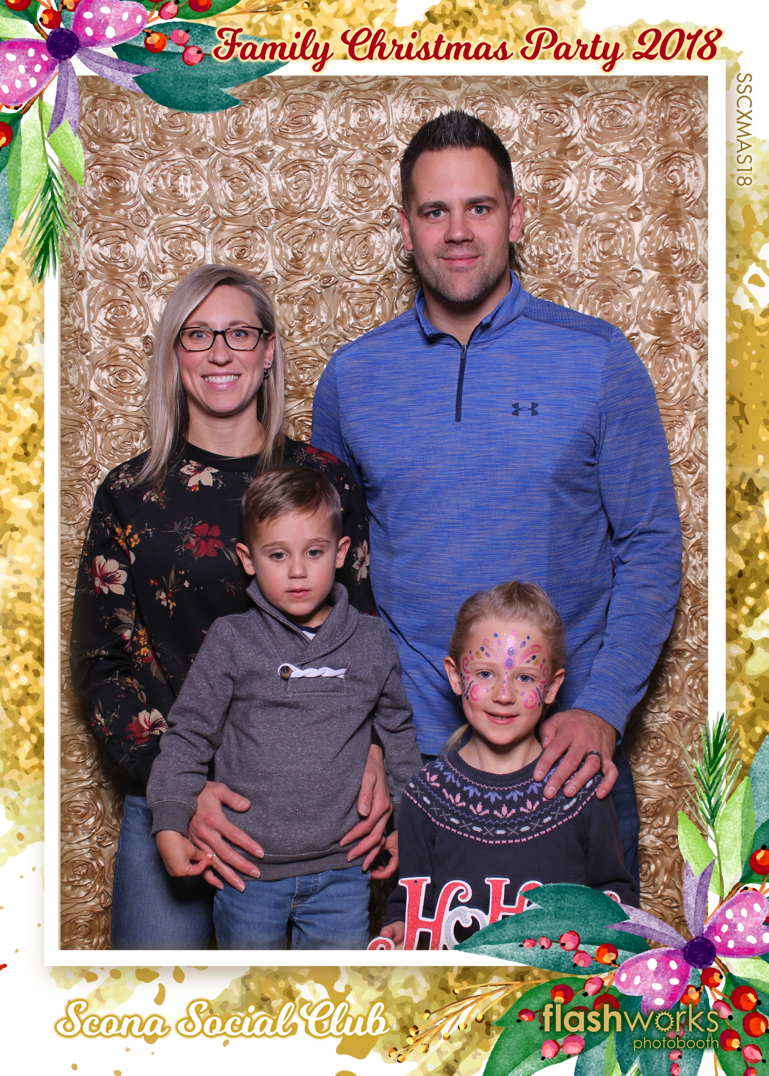 Scona Social Club Family Christmas Party | View more photos from the event at gallery.flashworksphotobooth.com/u/FlashworksPhotoboothInc/Scona-Social-Club-Family-Christmas-Party