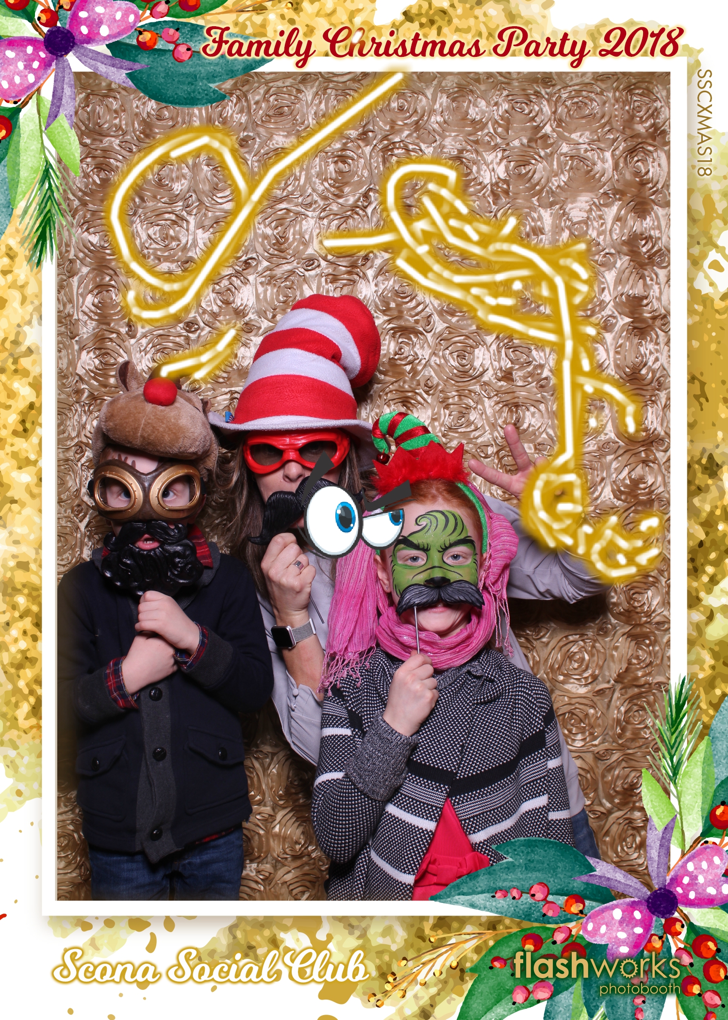 Scona Social Club Family Christmas Party | View more photos from the event at gallery.flashworksphotobooth.com/u/FlashworksPhotoboothInc/Scona-Social-Club-Family-Christmas-Party